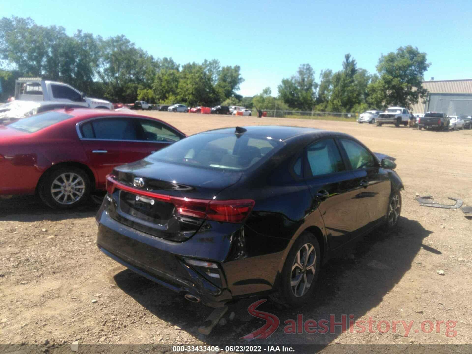 3KPF24AD9KE135663 2019 KIA FORTE