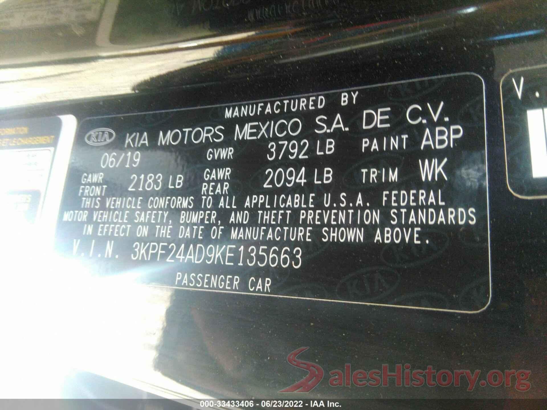 3KPF24AD9KE135663 2019 KIA FORTE