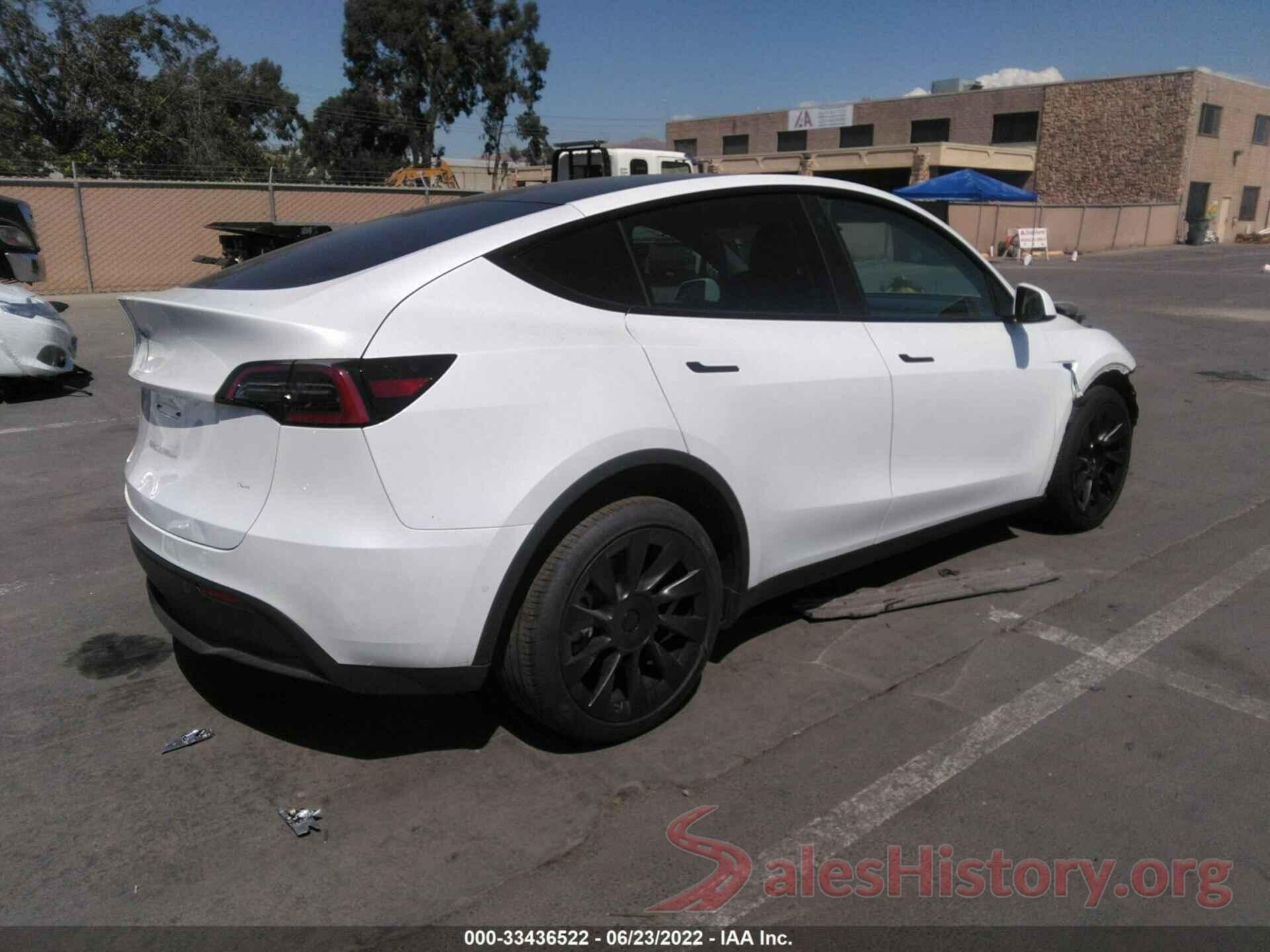 7SAYGDEE4NF345411 2022 TESLA MODEL Y