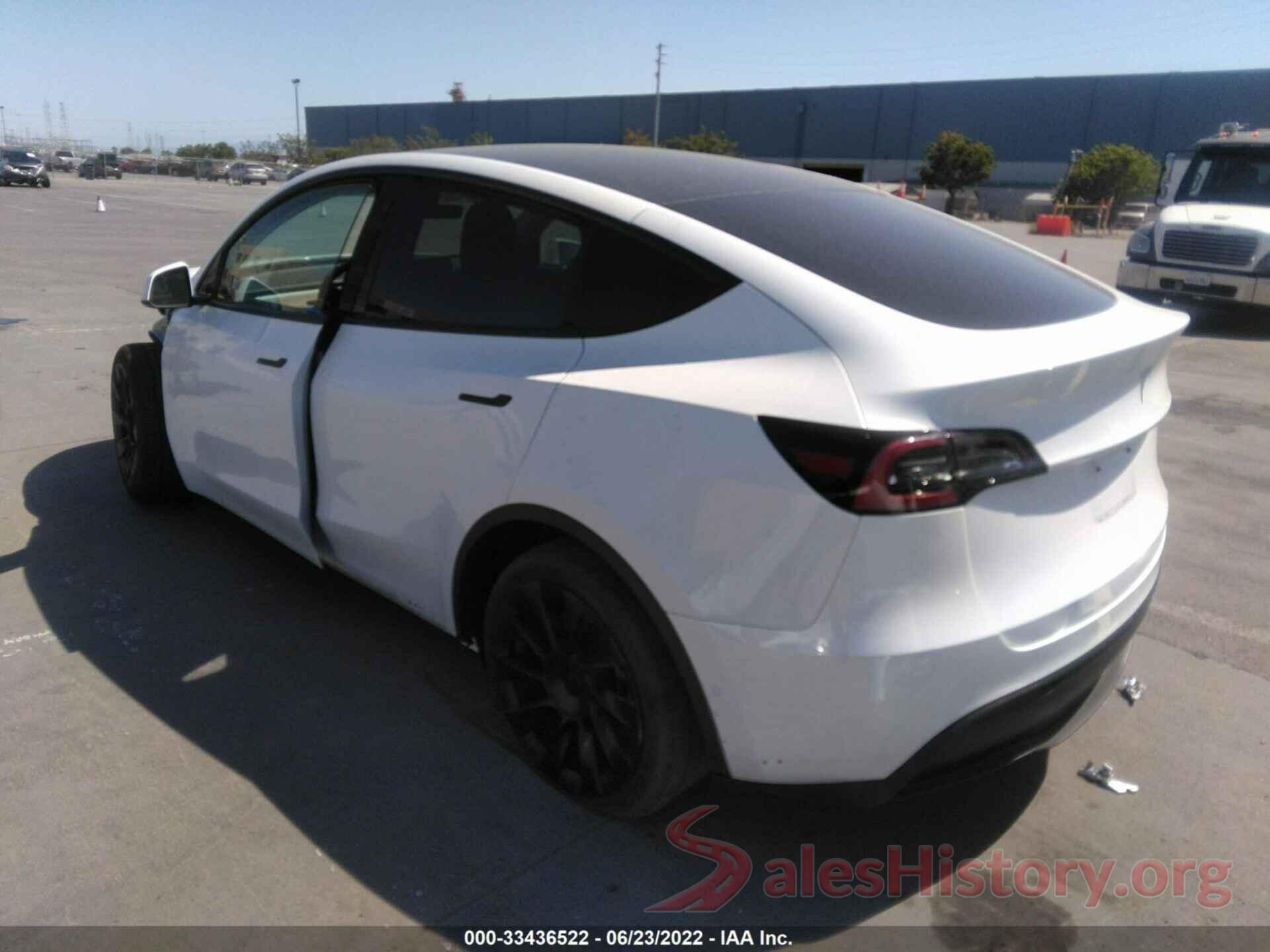 7SAYGDEE4NF345411 2022 TESLA MODEL Y