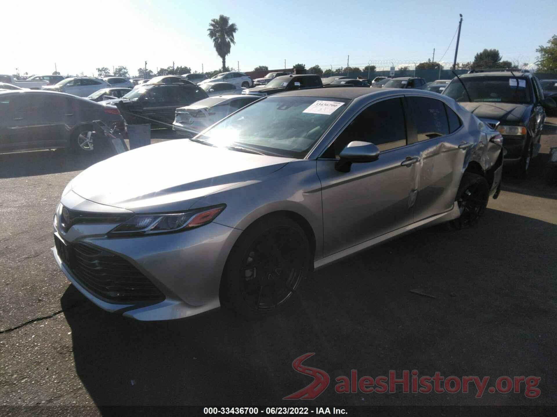 JTNB11HK4J3051465 2018 TOYOTA CAMRY