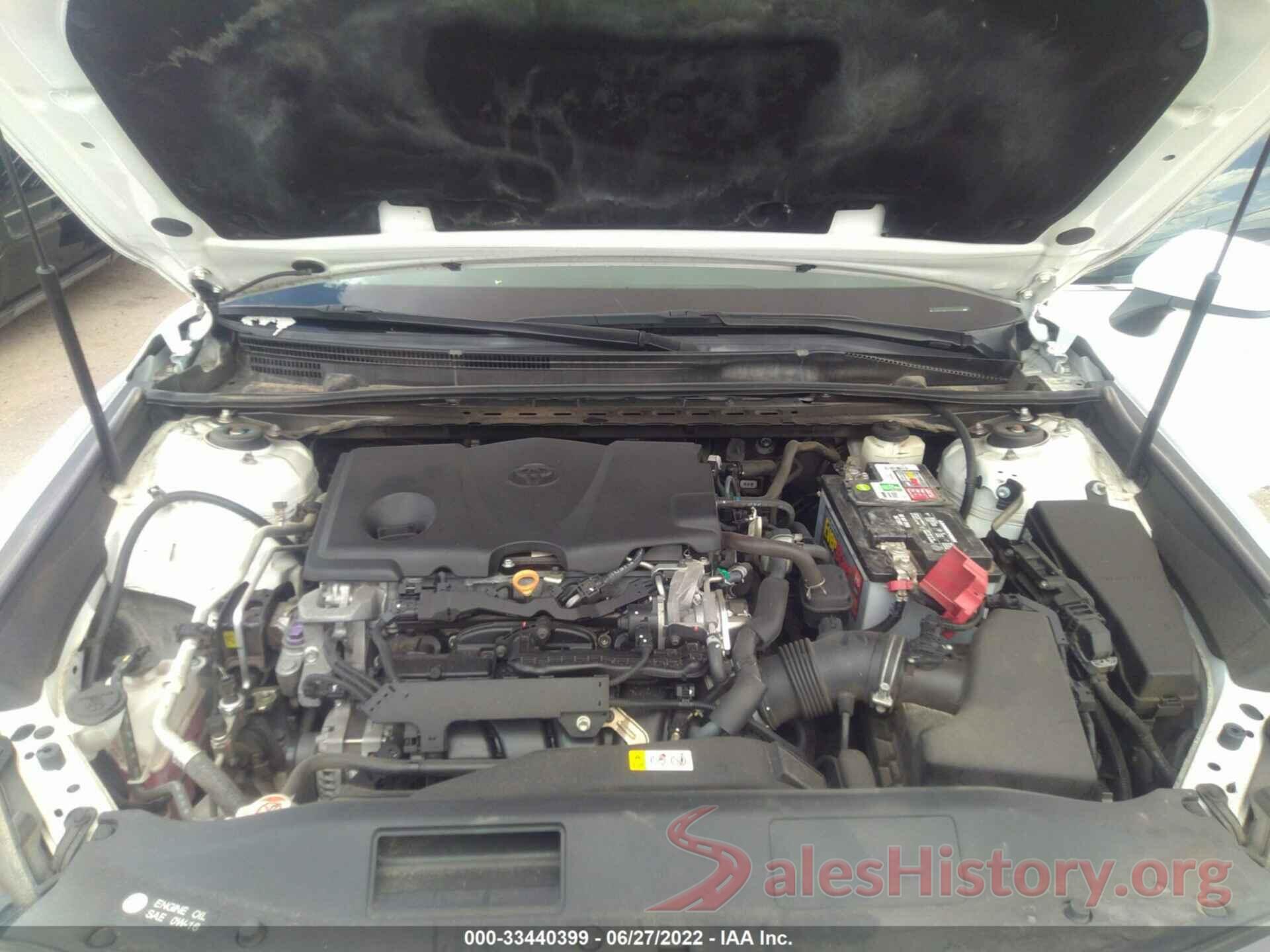 4T1B11HK2JU631808 2018 TOYOTA CAMRY