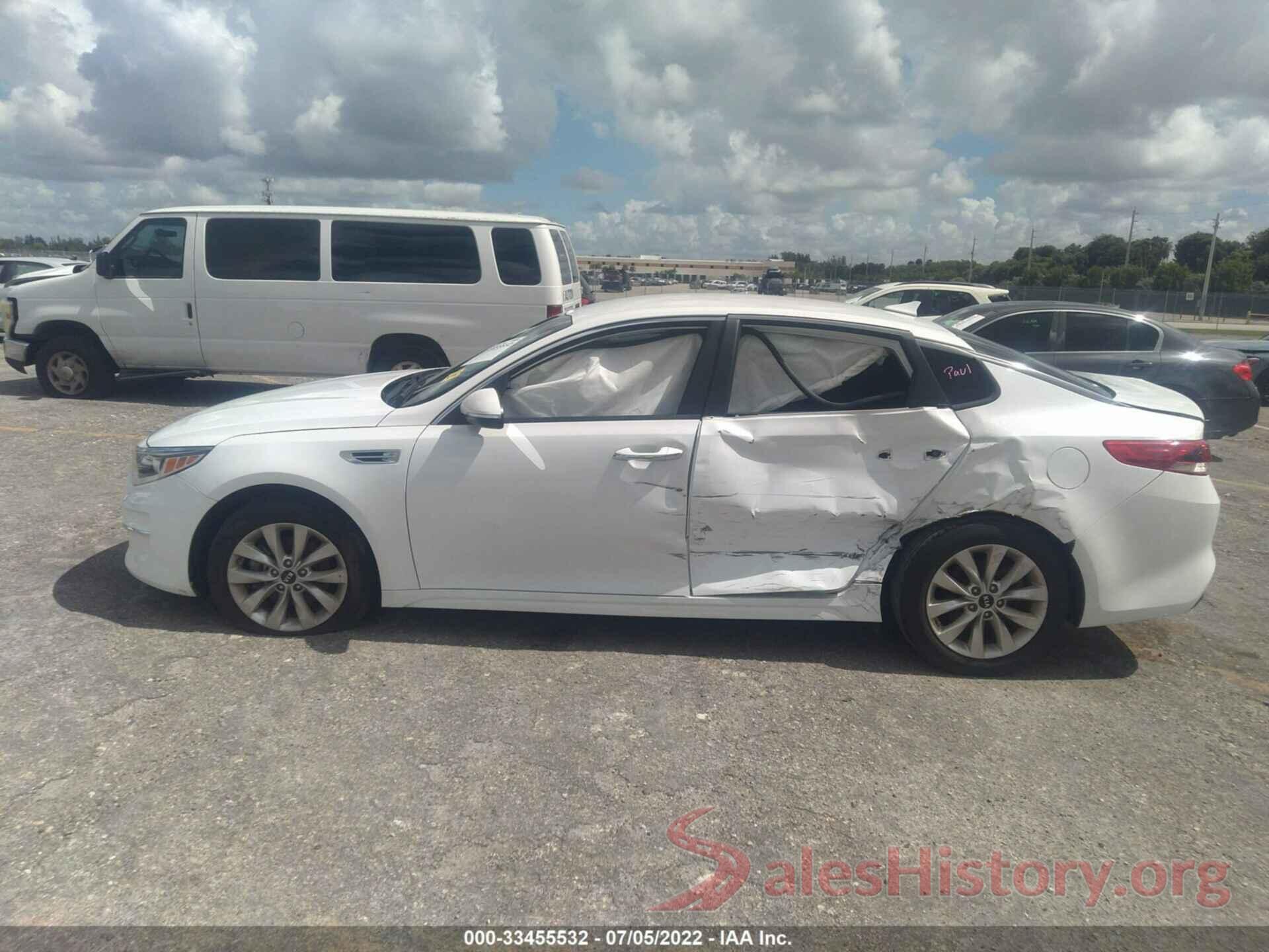 5XXGT4L36JG252239 2018 KIA OPTIMA