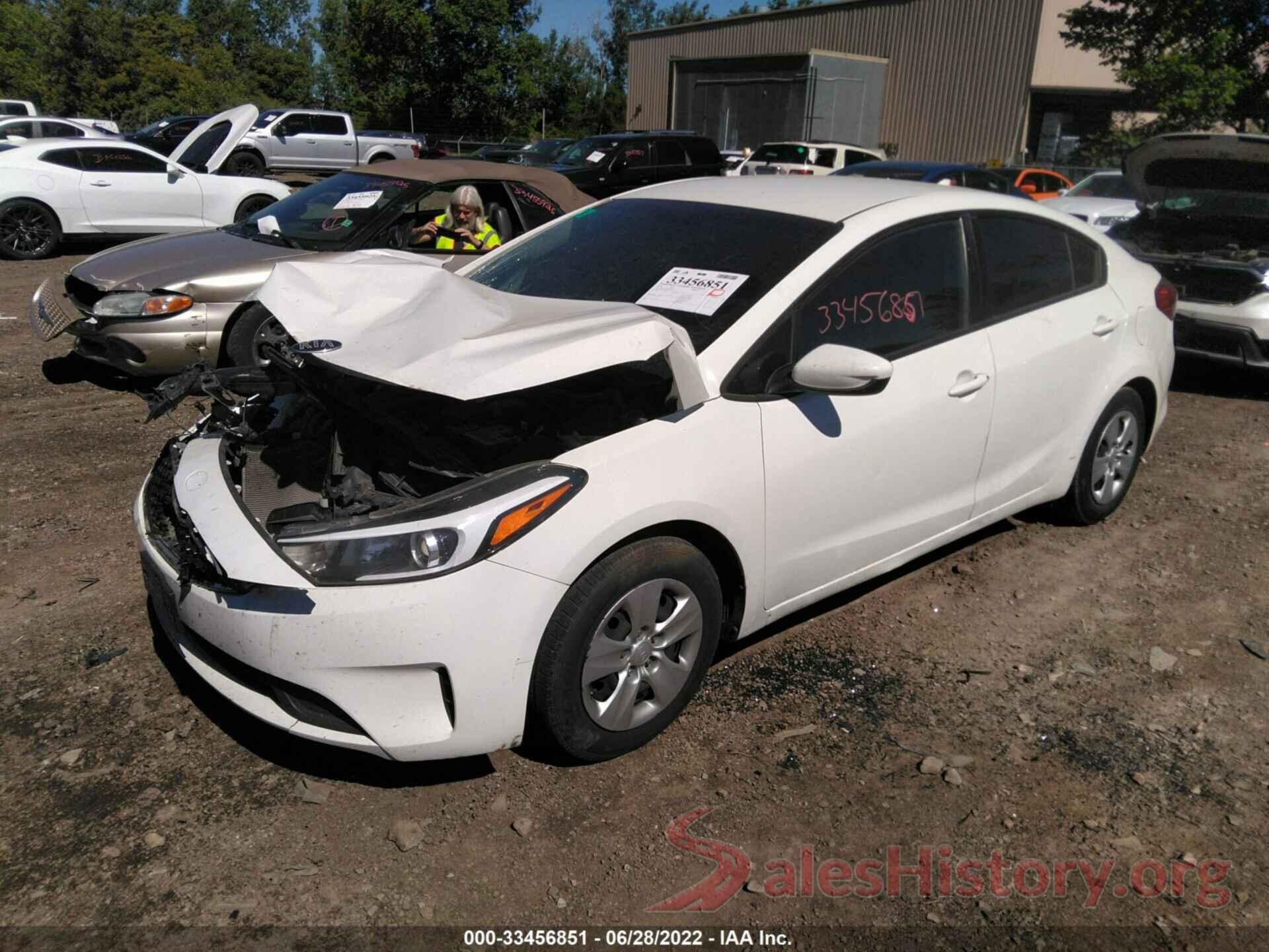 3KPFK4A75JE276321 2018 KIA FORTE