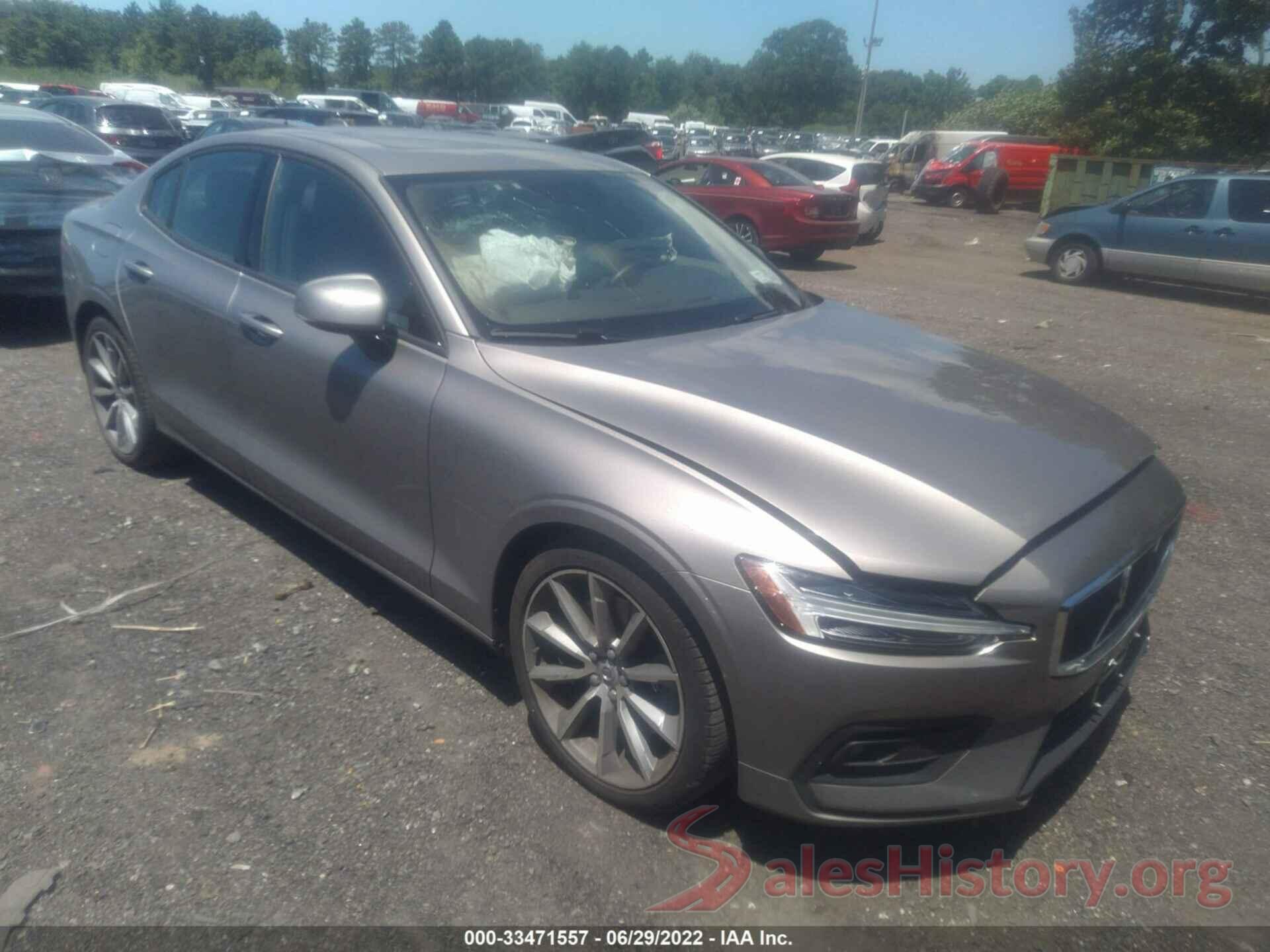 7JRA22TK7MG092567 2021 VOLVO S60