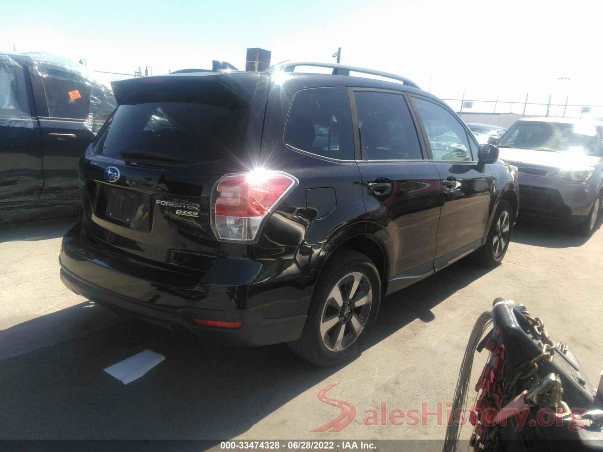 JF2SJADC5HH580330 2017 SUBARU FORESTER