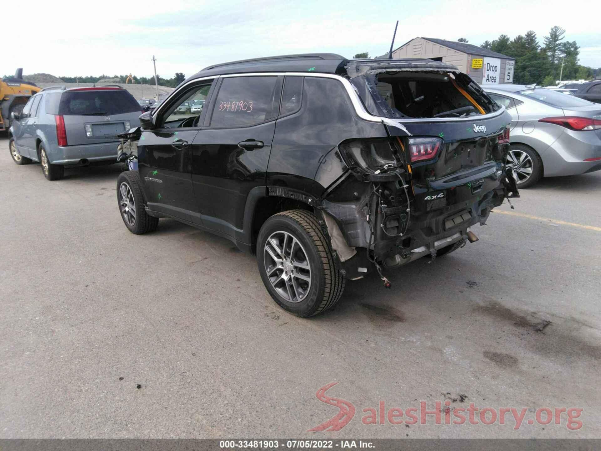 3C4NJDBB9JT100966 2018 JEEP COMPASS