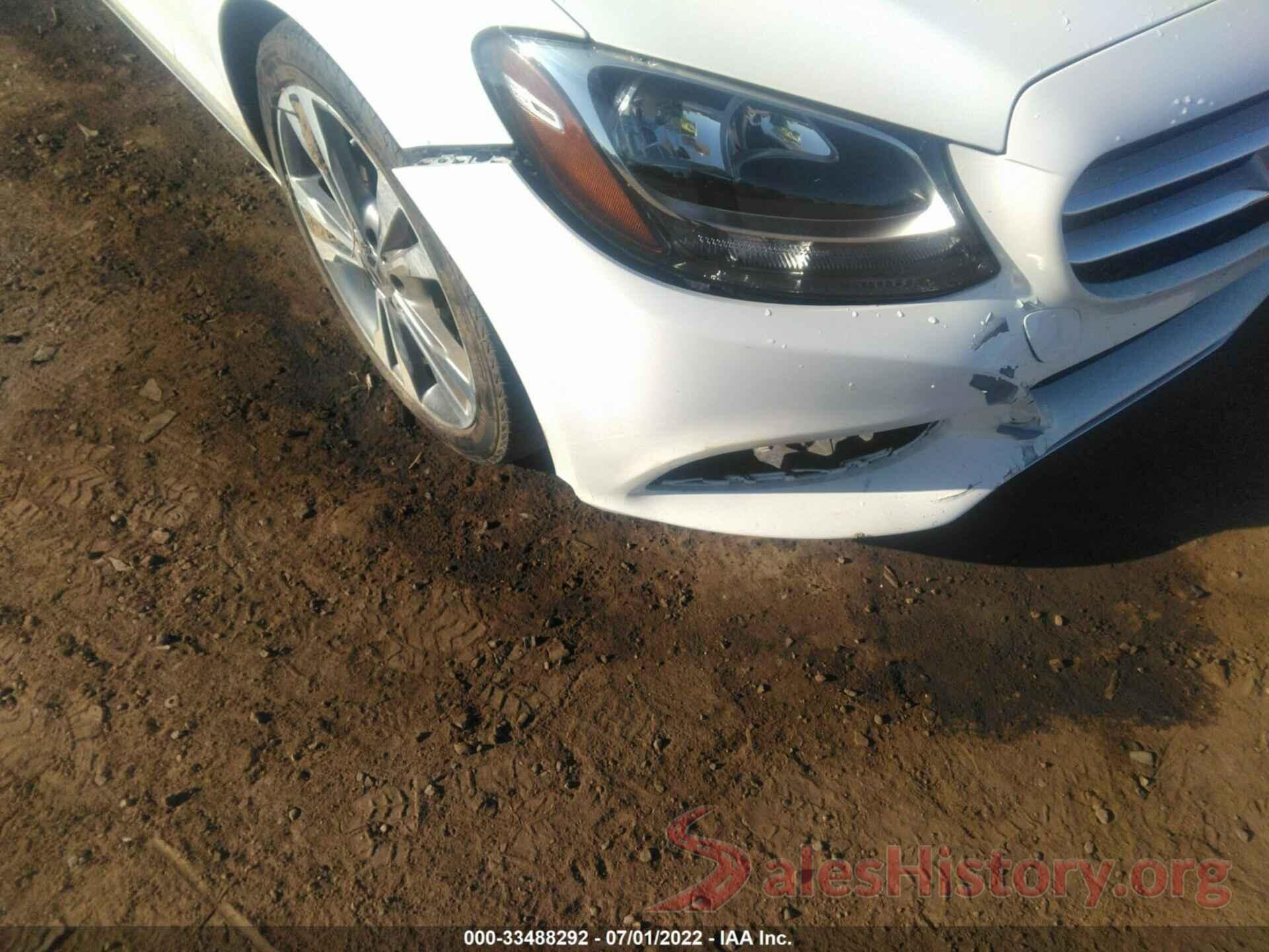 55SWF4JB8JU262589 2018 MERCEDES-BENZ C-CLASS