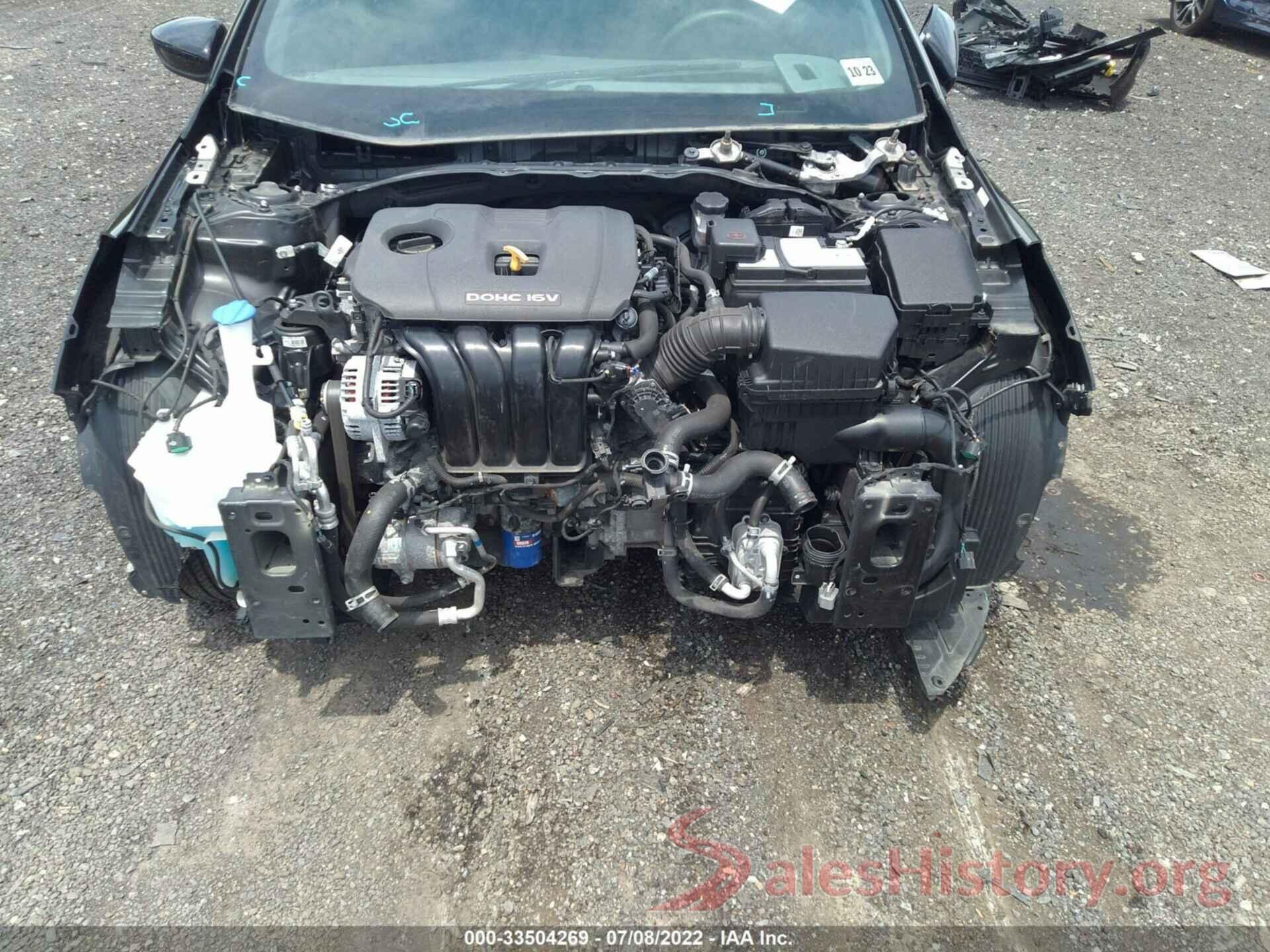 3KPFK4A72JE275773 2018 KIA FORTE