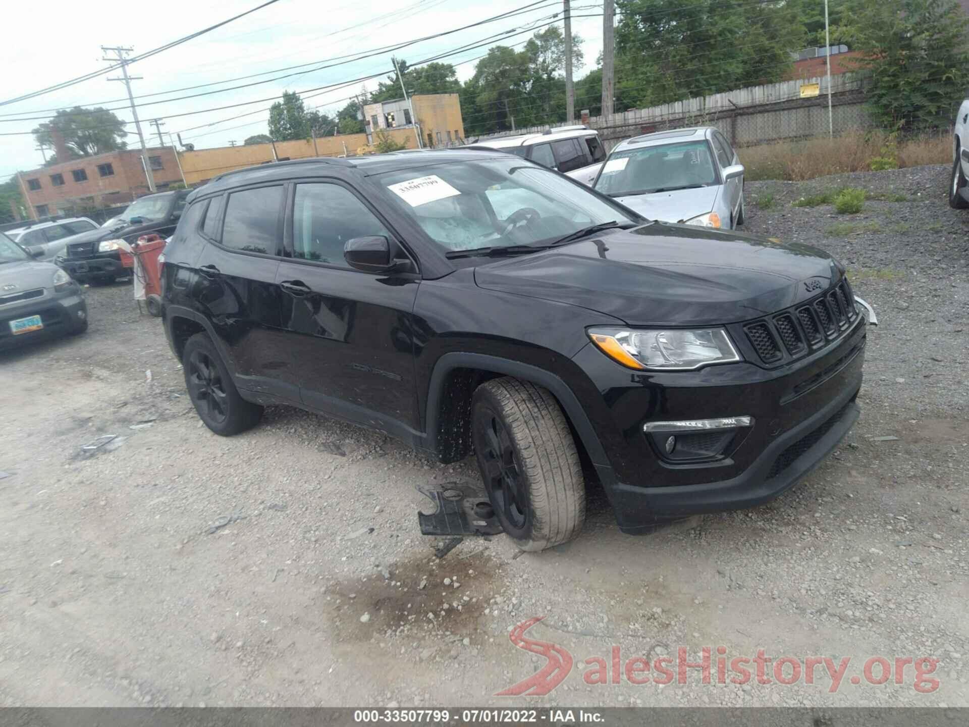 3C4NJDBBXJT326028 2018 JEEP COMPASS