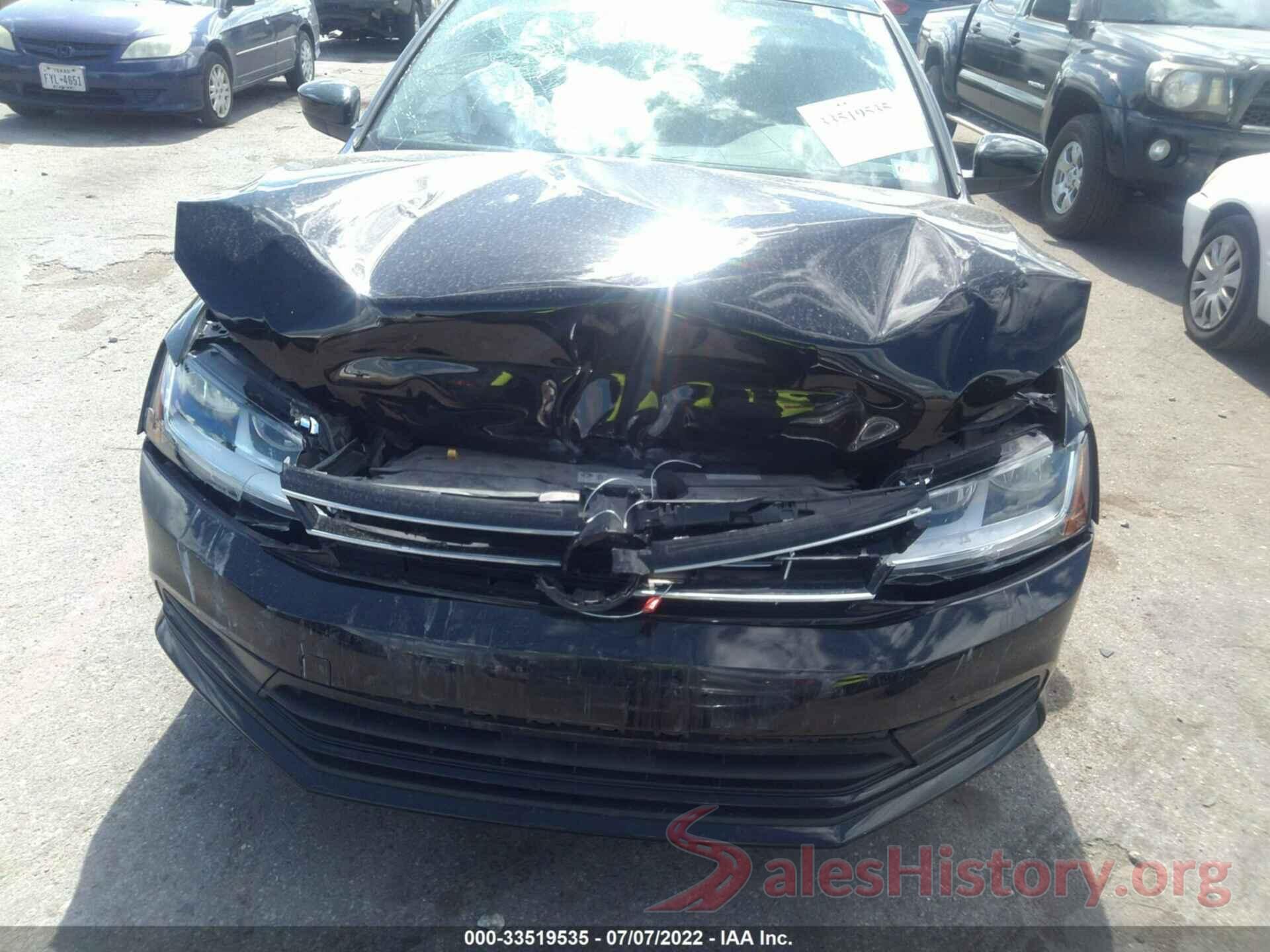 3VW2B7AJ6JM212562 2018 VOLKSWAGEN JETTA