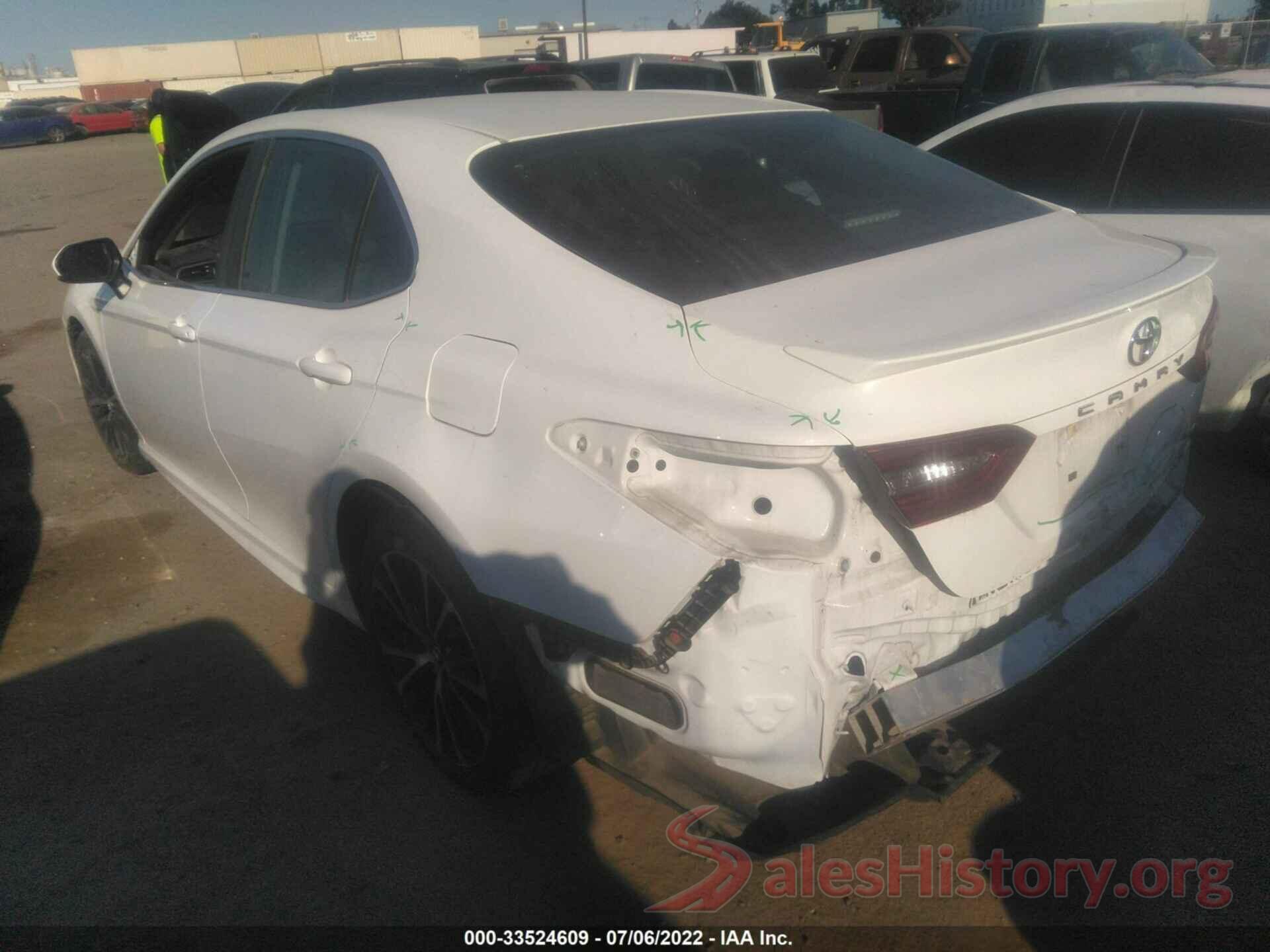 4T1B11HK7JU636941 2018 TOYOTA CAMRY