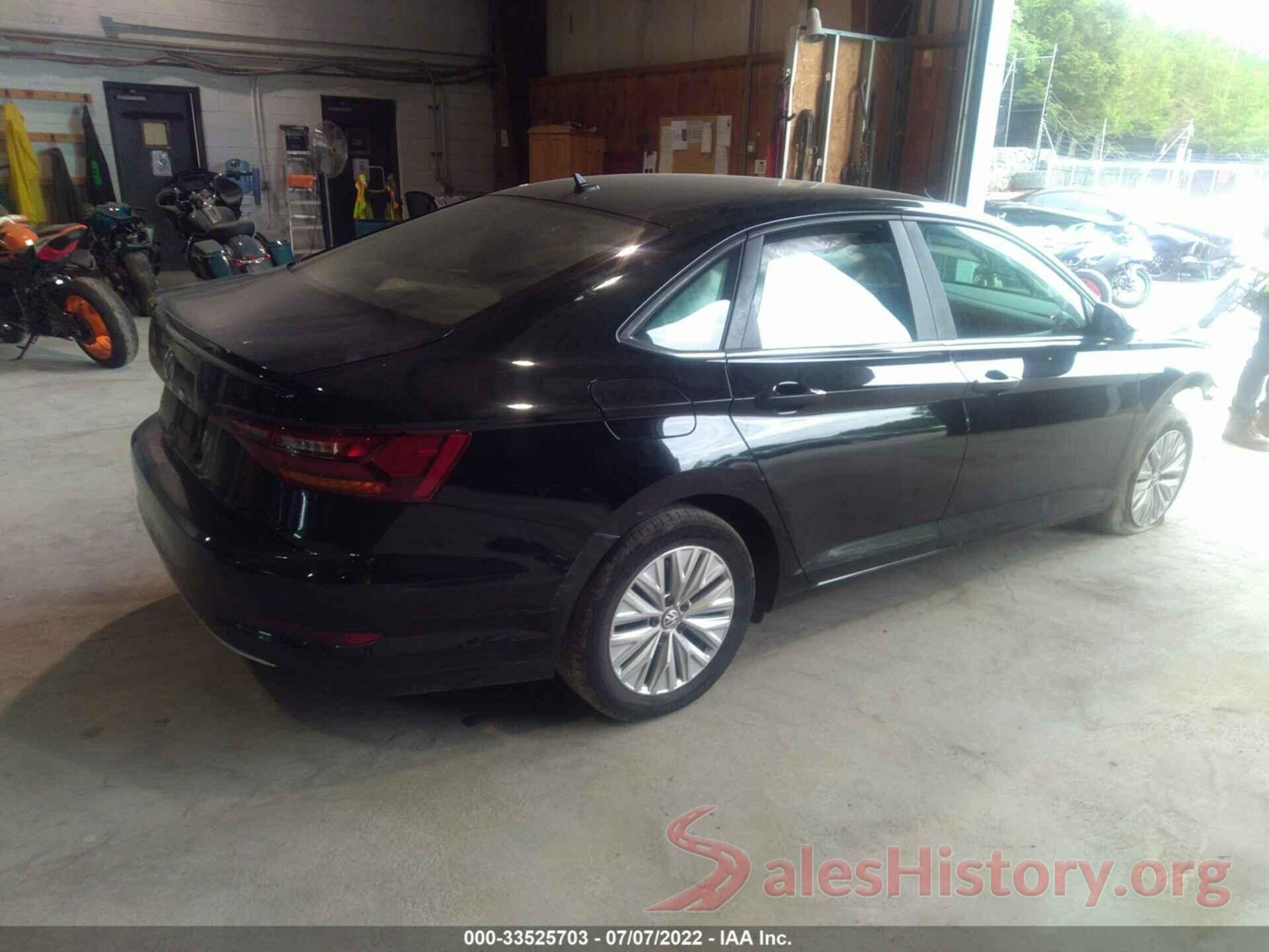 3VWC57BU4KM228460 2019 VOLKSWAGEN JETTA