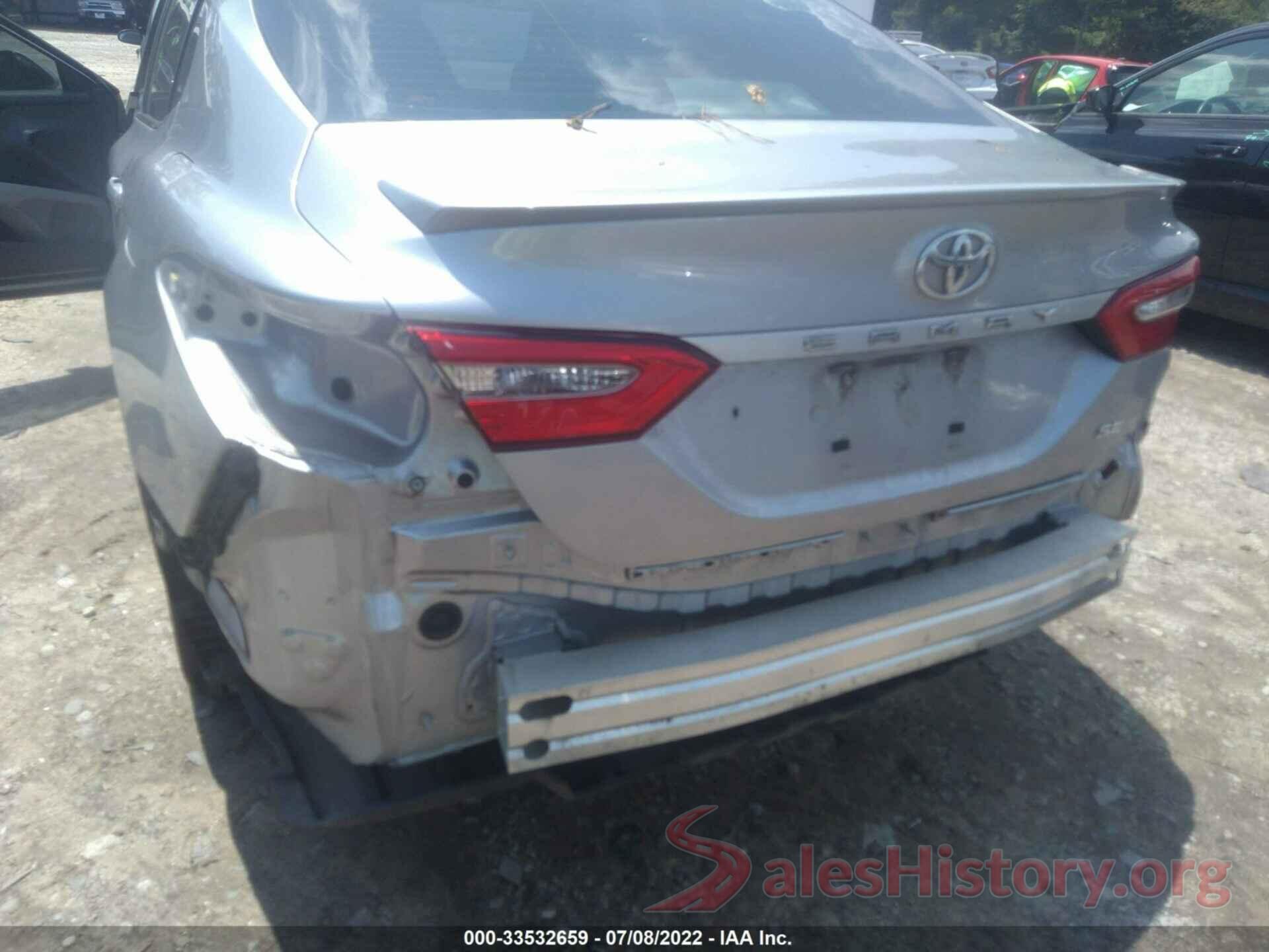 4T1B11HK2JU669247 2018 TOYOTA CAMRY