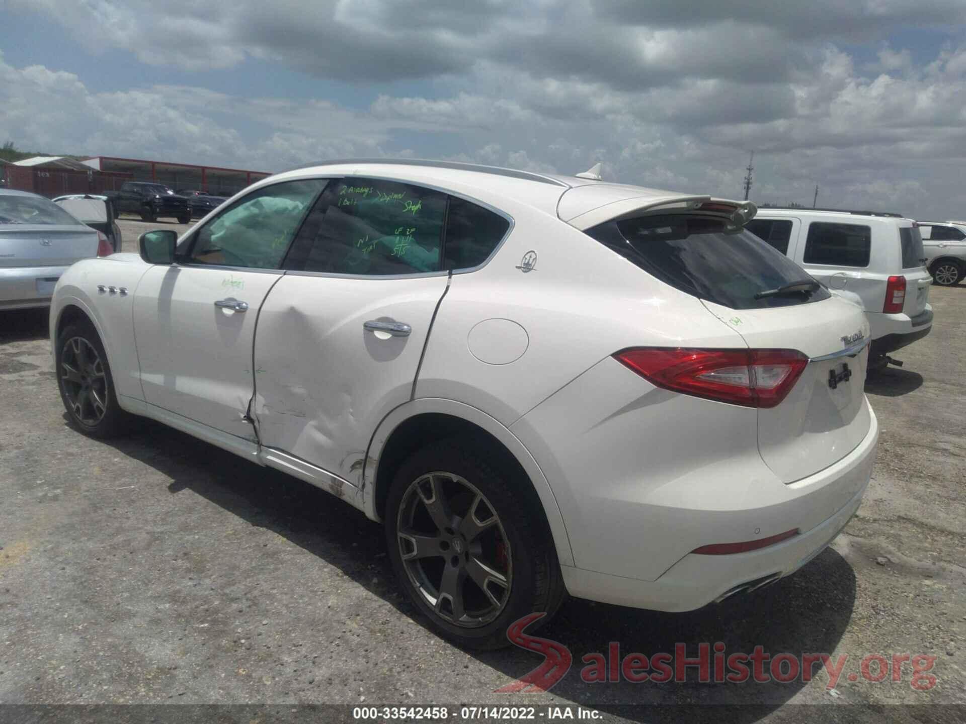 ZN661XUSXHX215642 2017 MASERATI LEVANTE