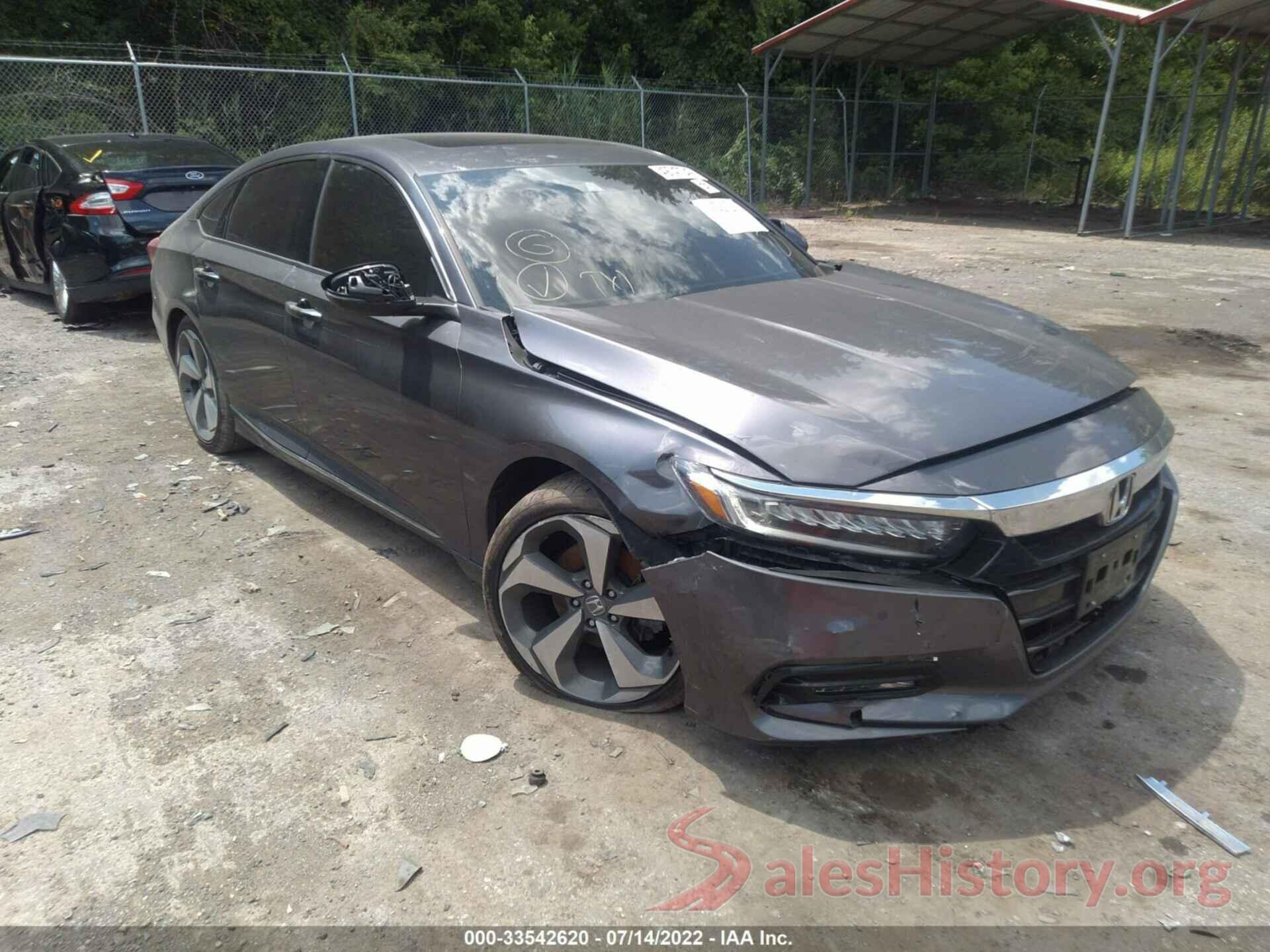 1HGCV2F91KA033863 2019 HONDA ACCORD SEDAN