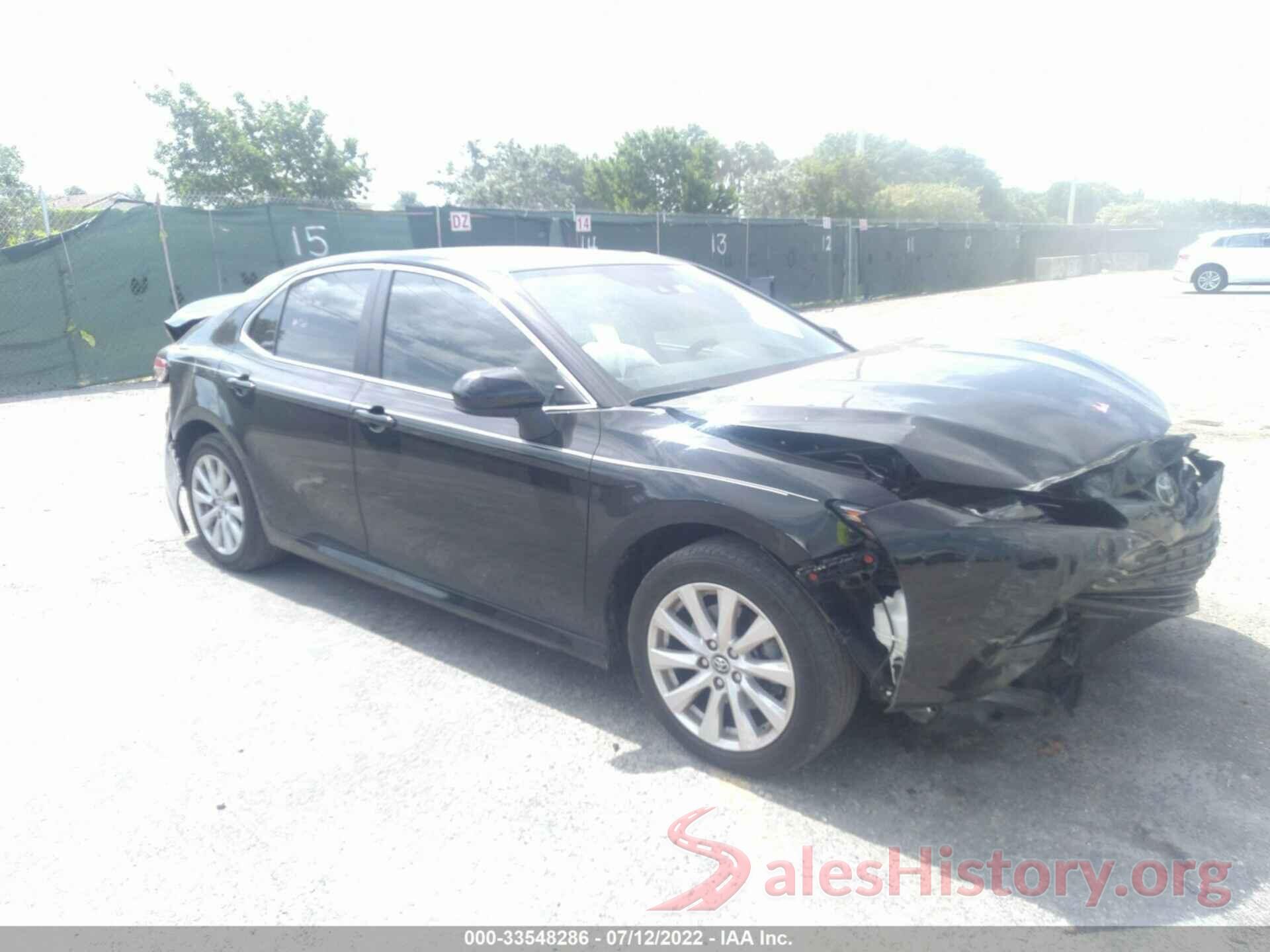 4T1B11HKXKU684869 2019 TOYOTA CAMRY