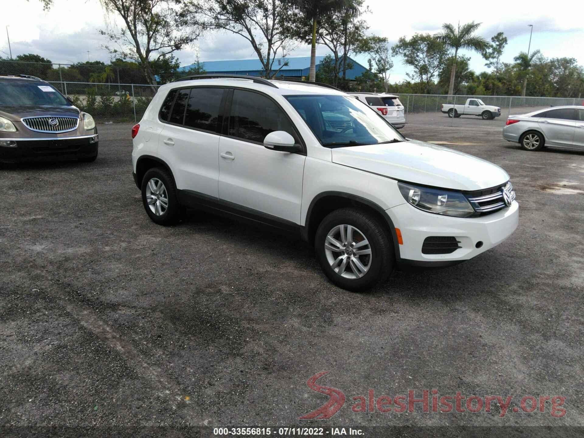 WVGAV7AX8GW004374 2016 VOLKSWAGEN TIGUAN