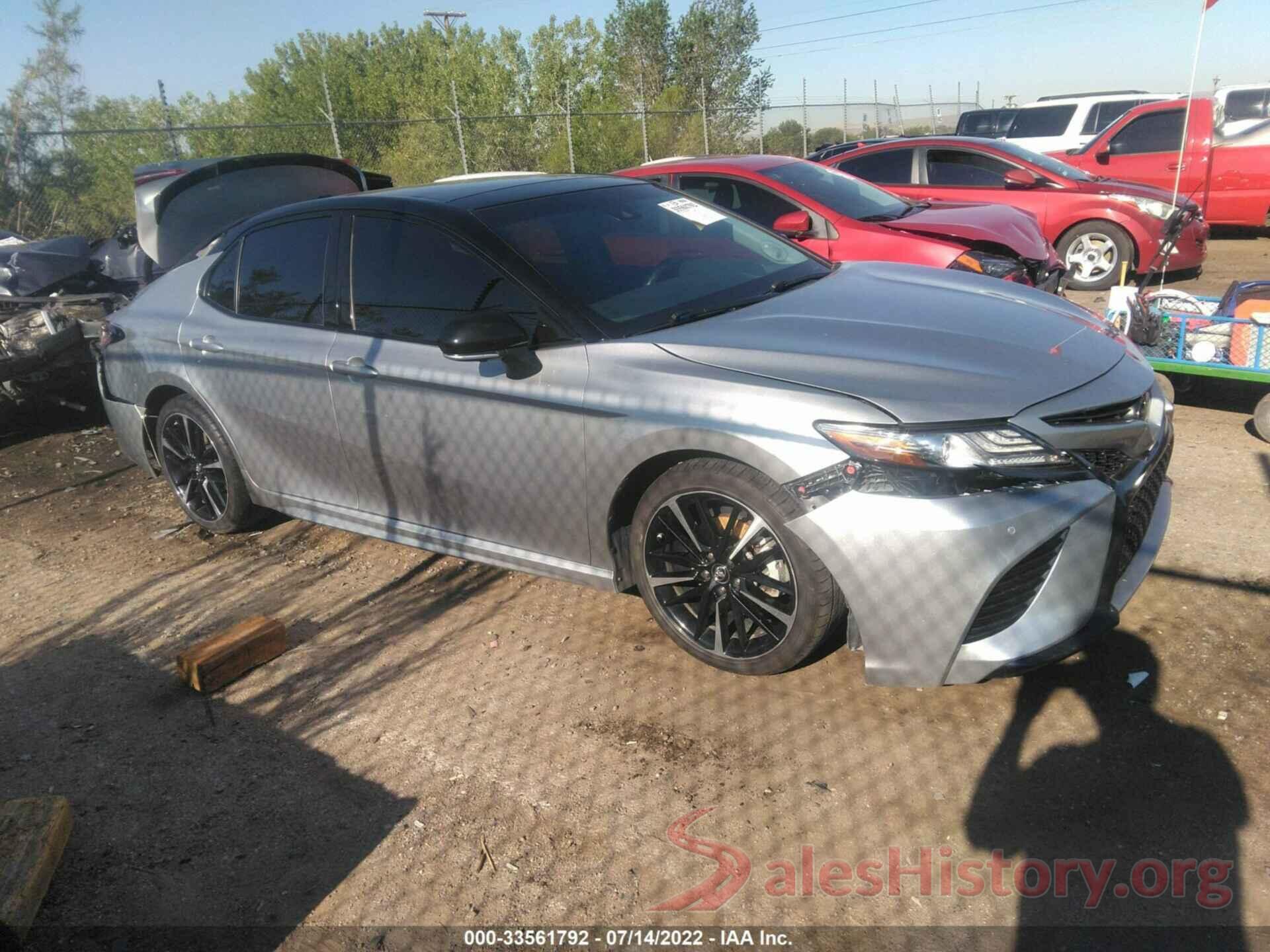 4T1B61HK3JU152654 2018 TOYOTA CAMRY