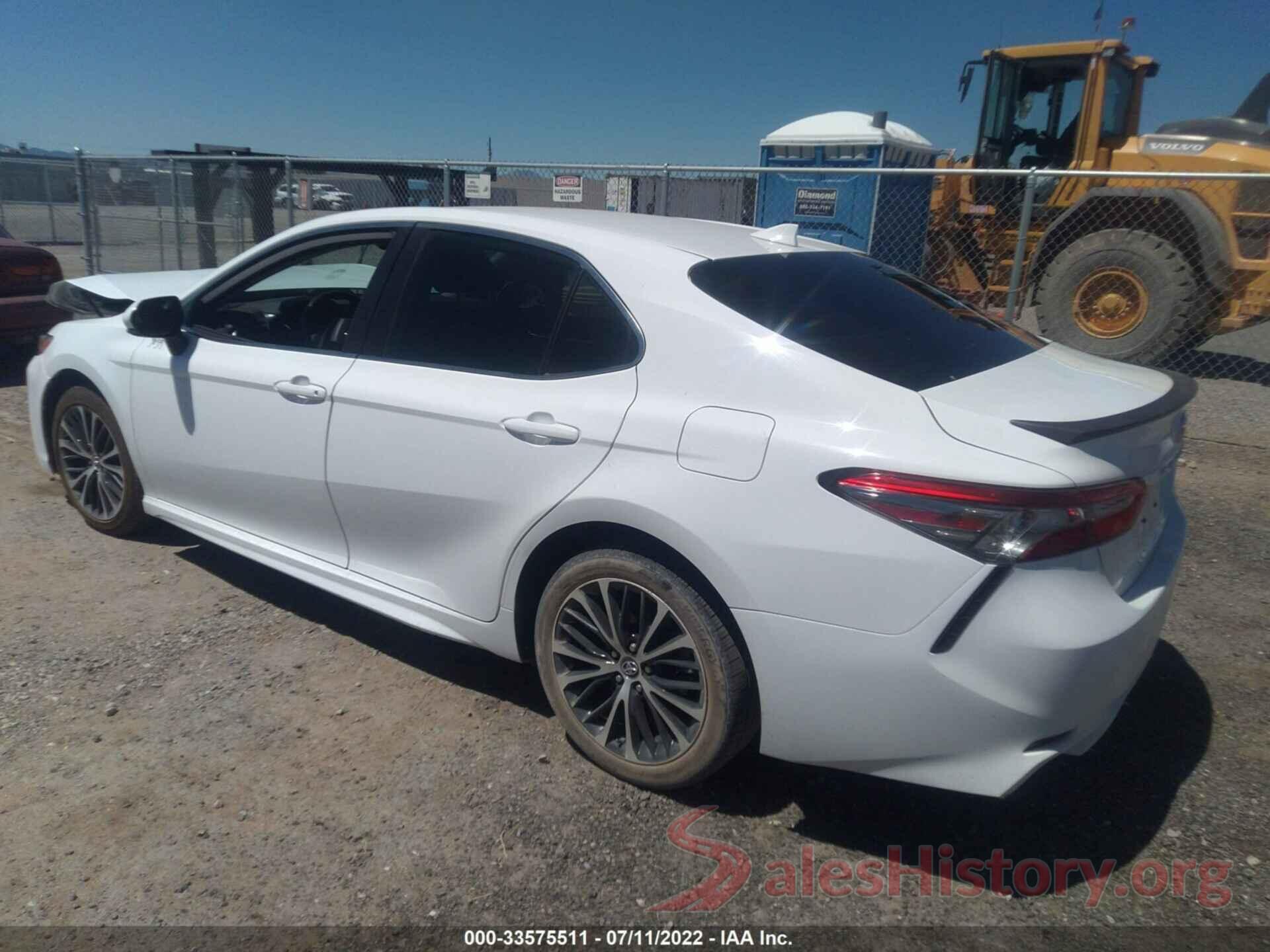 4T1B11HK8KU162175 2019 TOYOTA CAMRY