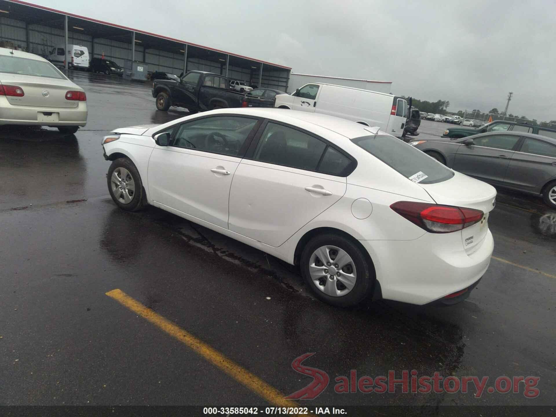 3KPFL4A71HE080805 2017 KIA FORTE