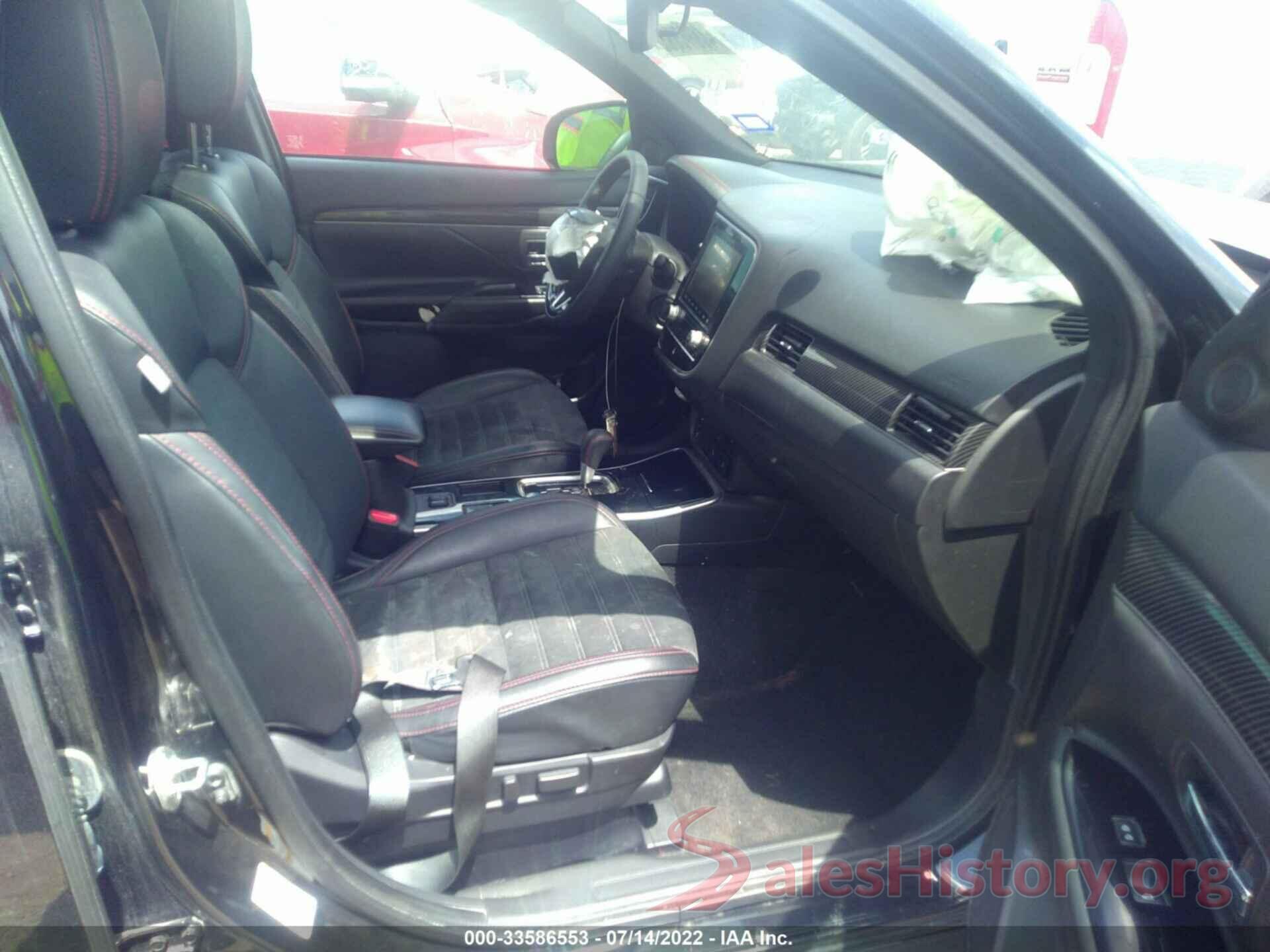 JA4AD3A3XLZ042527 2020 MITSUBISHI OUTLANDER