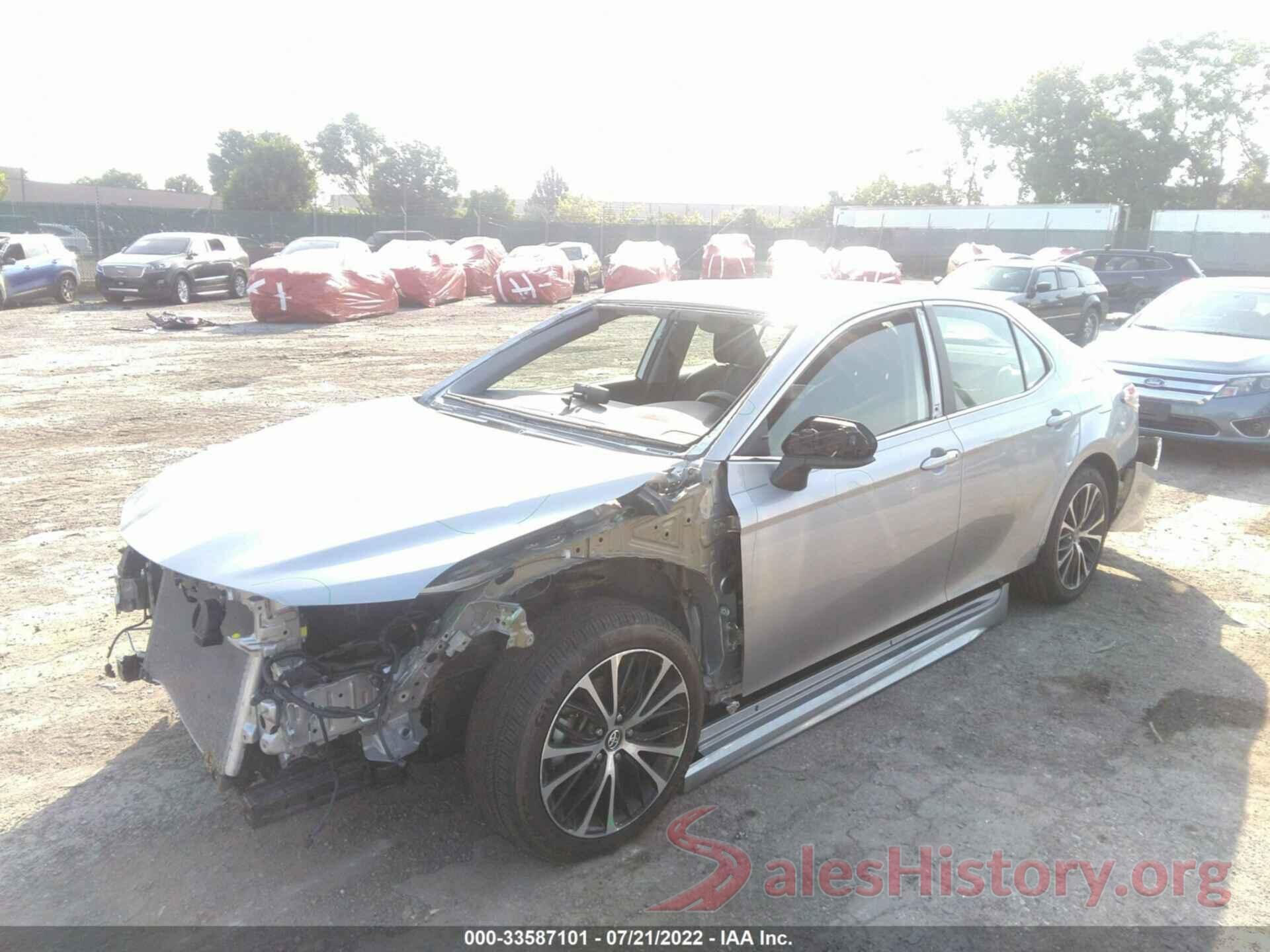 4T1G11AK7LU303383 2020 TOYOTA CAMRY