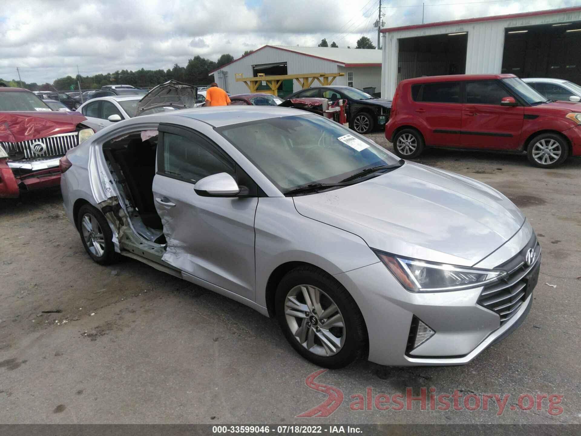 5NPD84LF4KH485895 2019 HYUNDAI ELANTRA