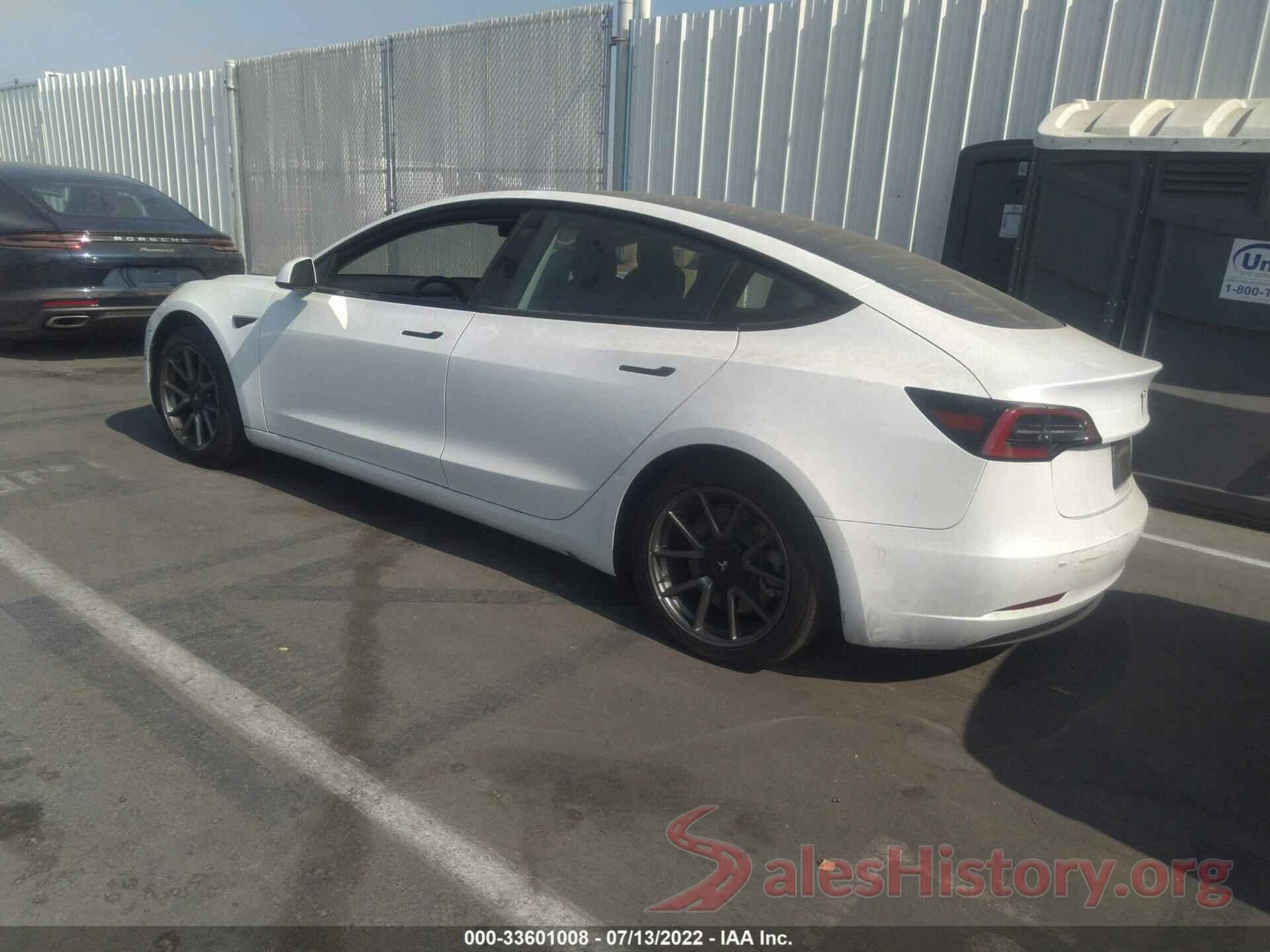 5YJ3E1EB0MF876556 2021 TESLA MODEL 3