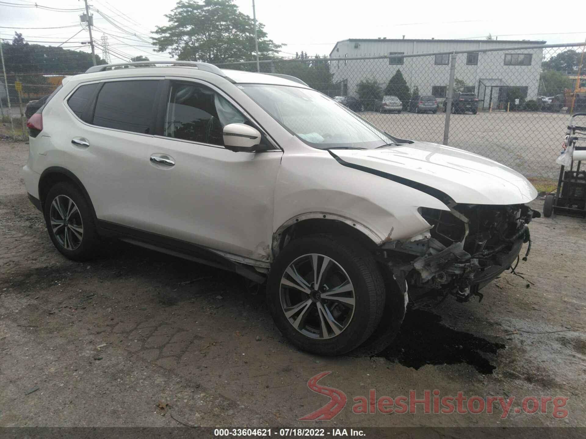 JN8AT2MV8KW381677 2019 NISSAN ROGUE