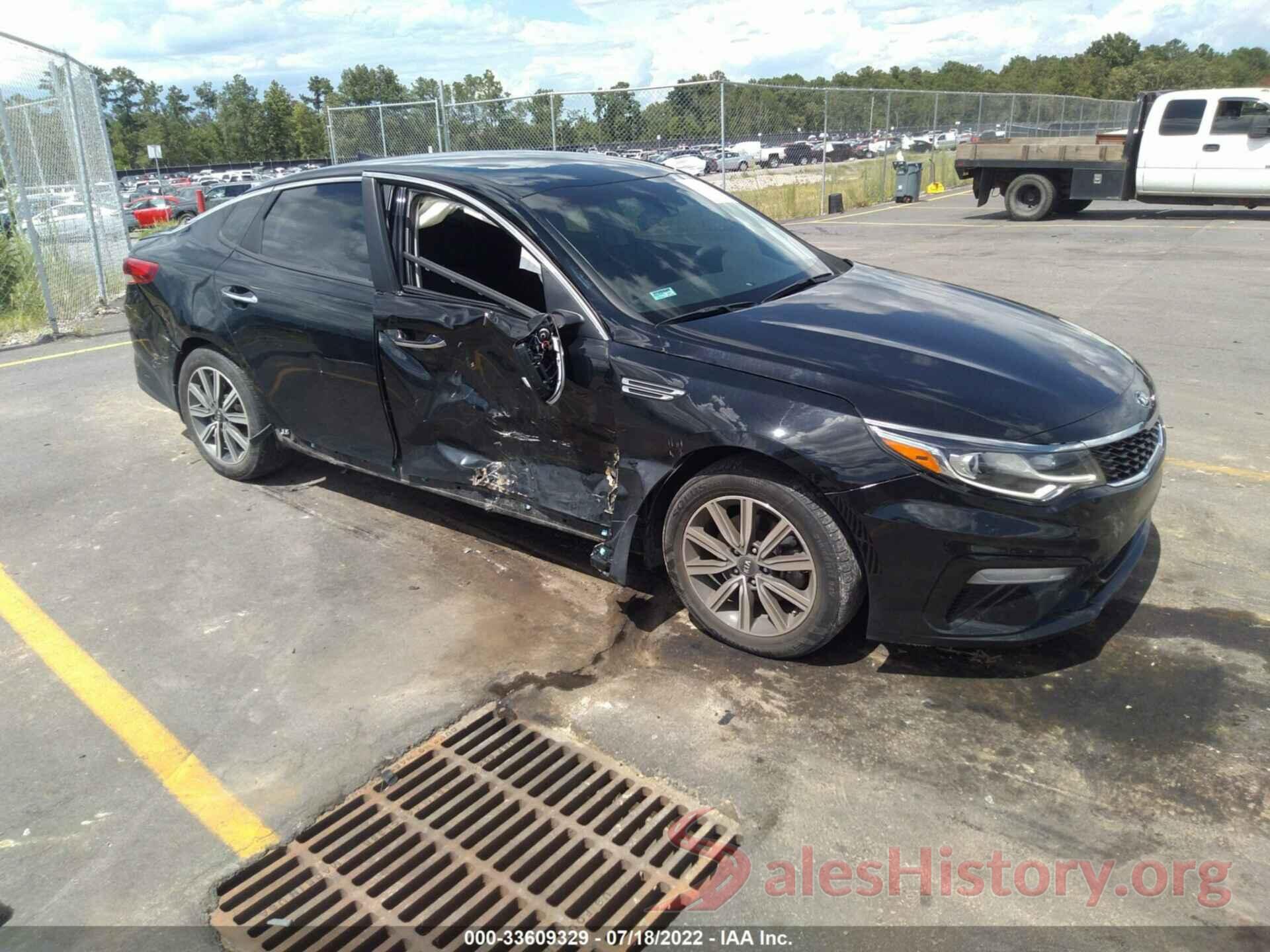 5XXGT4L34KG379959 2019 KIA OPTIMA