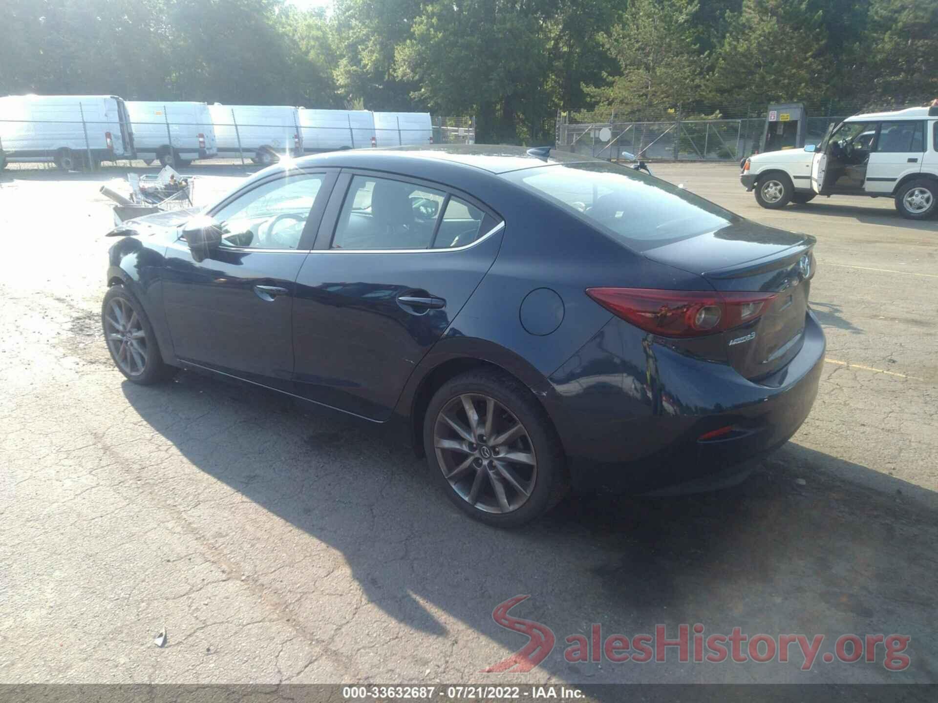 3MZBN1W33JM215496 2018 MAZDA MAZDA3 4-DOOR