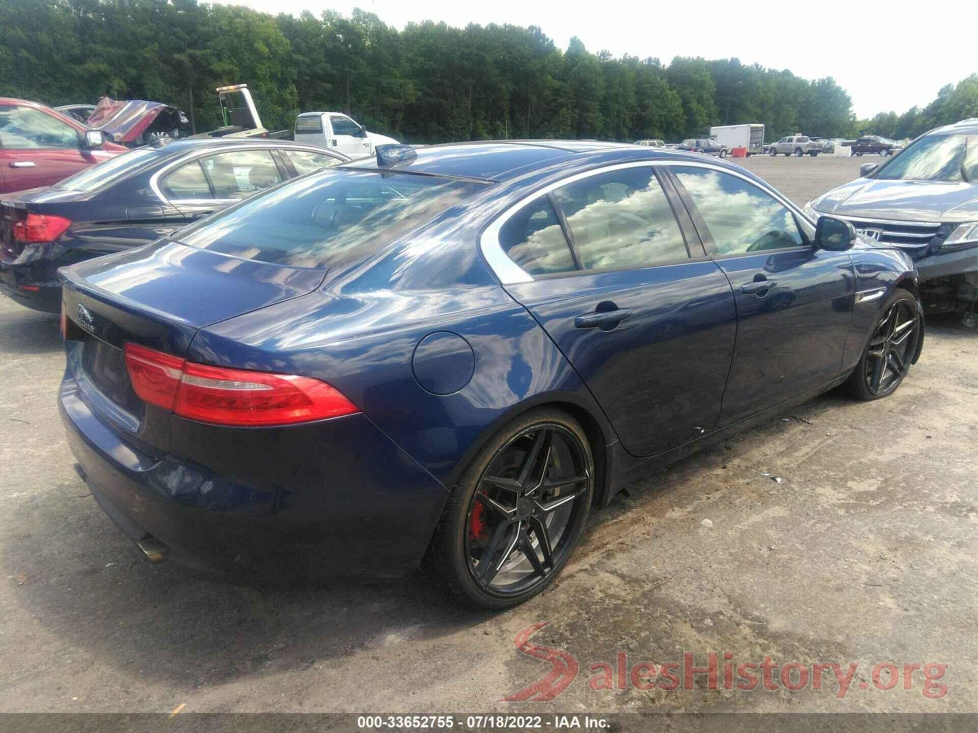 SAJAD4BG2HA964598 2017 JAGUAR XE