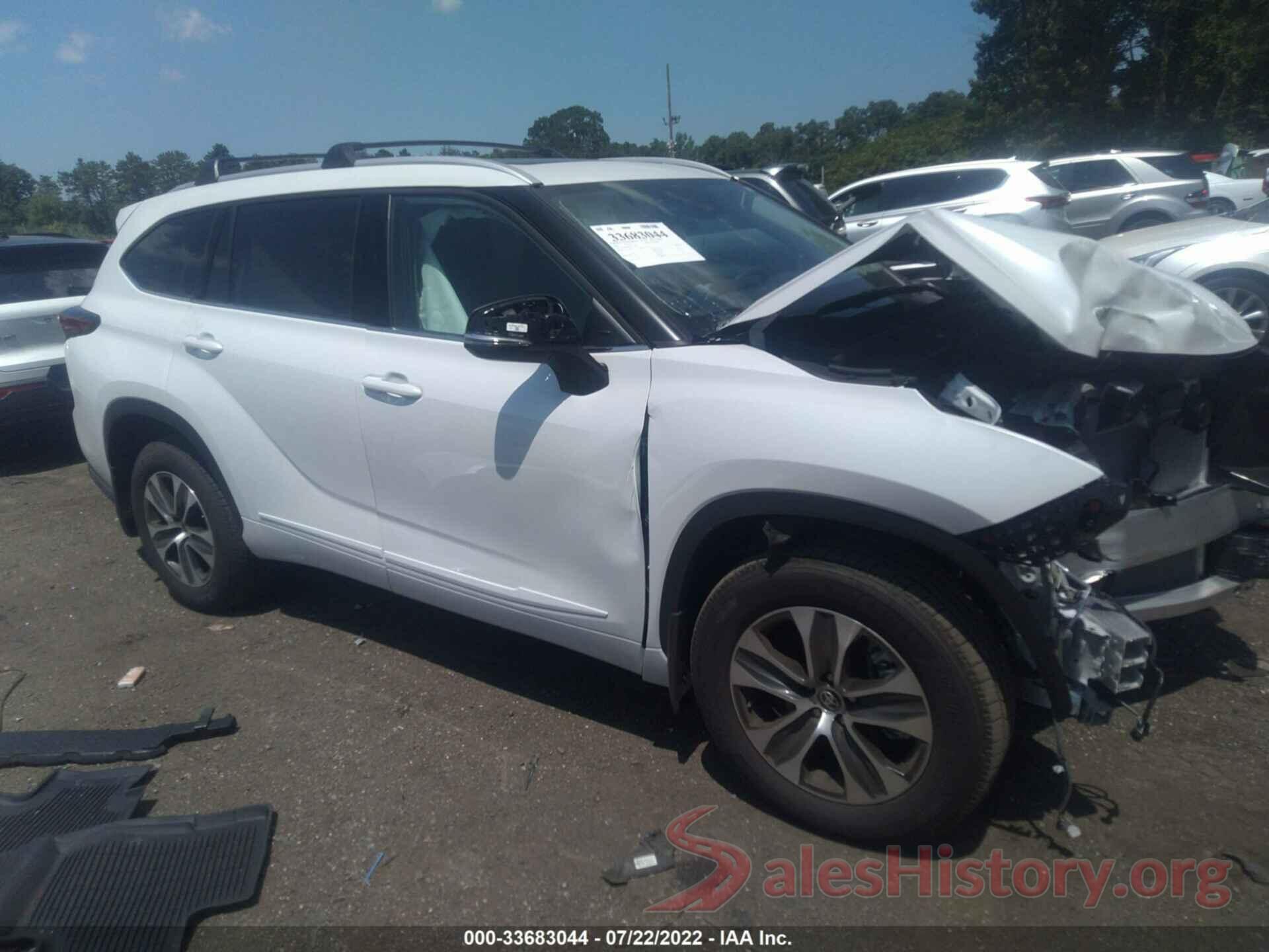 5TDGZRBH0NS579099 2022 TOYOTA HIGHLANDER