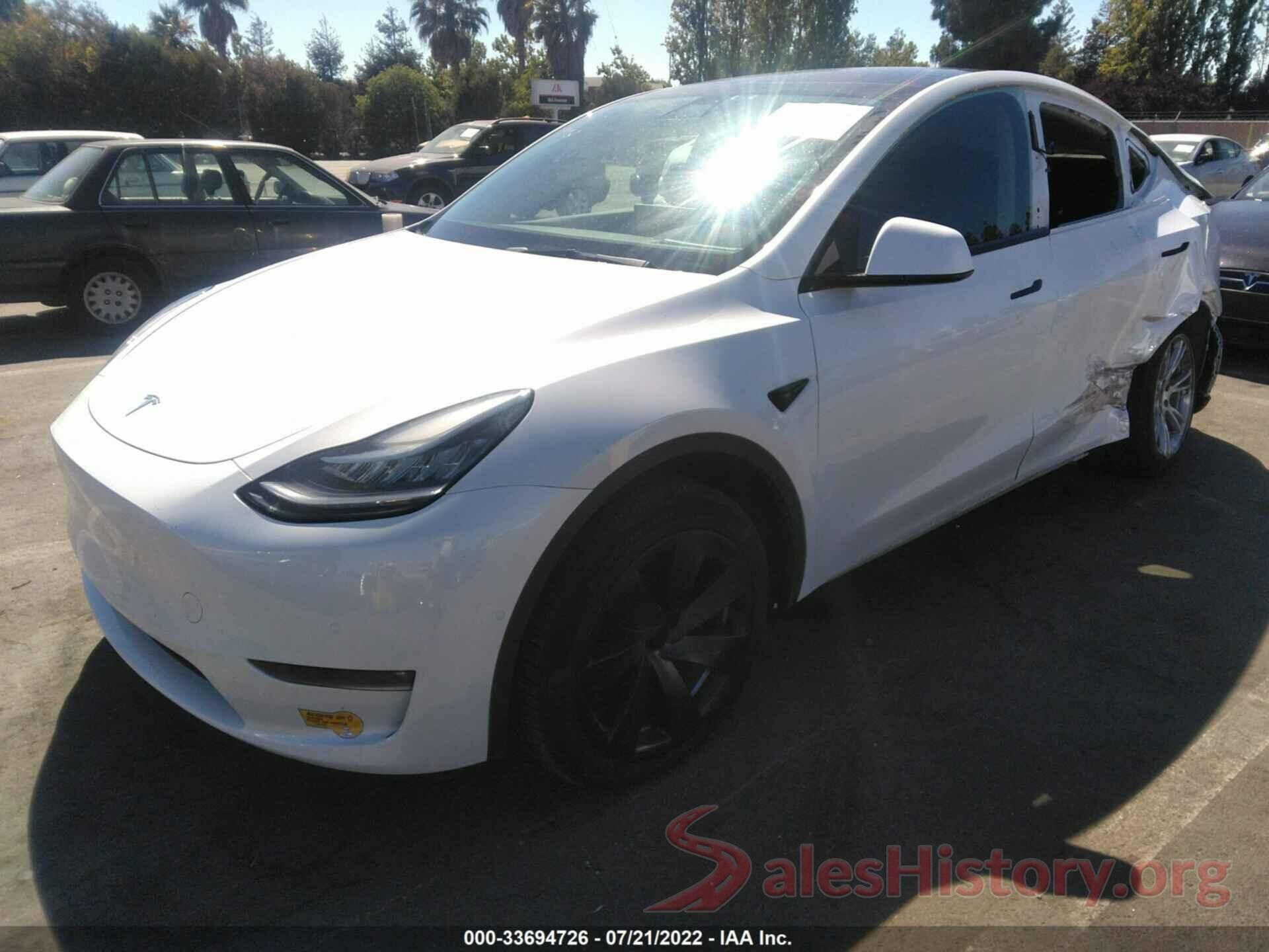 7SAYGAEE5NF318040 2022 TESLA MODEL Y