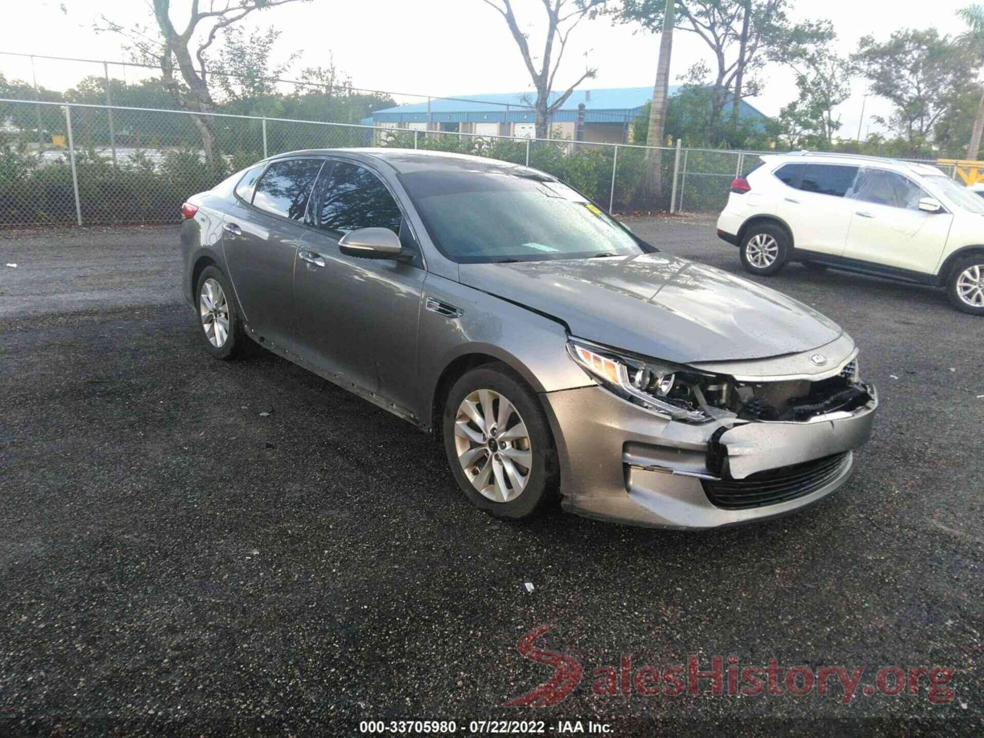 5XXGU4L36JG187860 2018 KIA OPTIMA