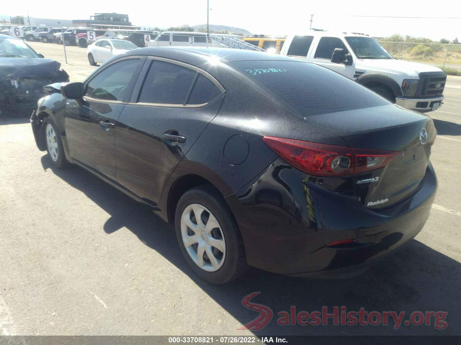 3MZBN1U70JM228499 2018 MAZDA MAZDA3 4-DOOR