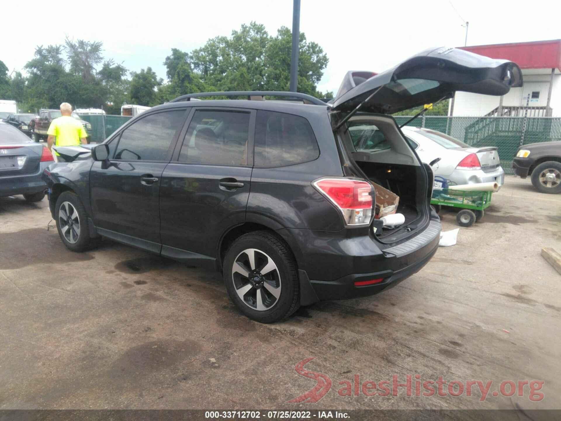 JF2SJAGC3HH594500 2017 SUBARU FORESTER