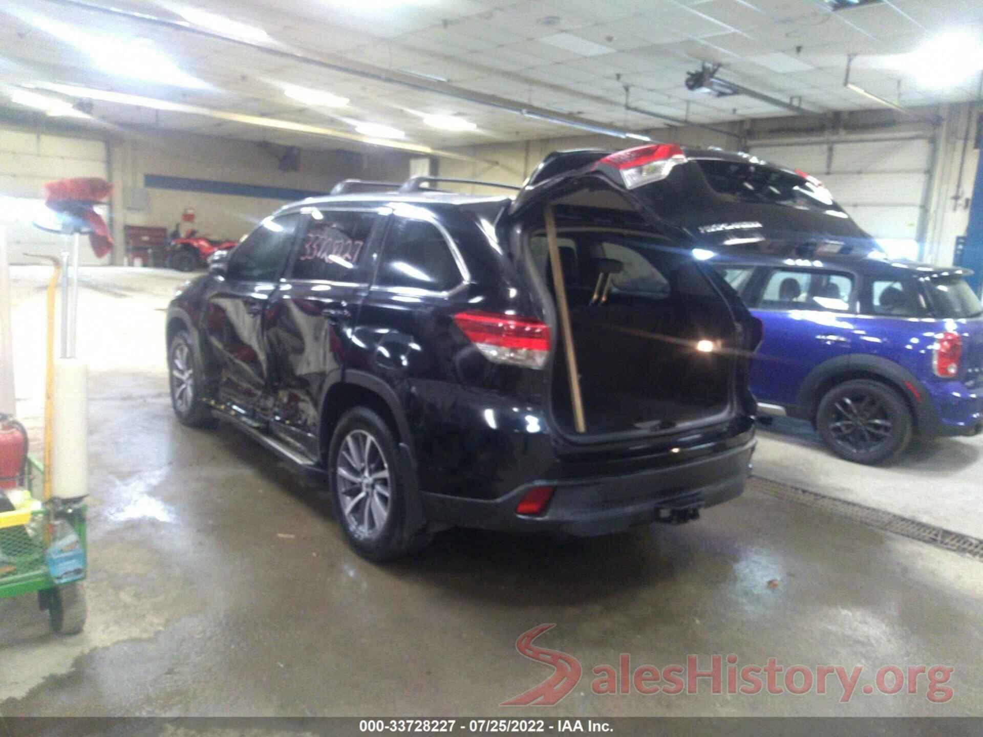 5TDJZRFH4JS874801 2018 TOYOTA HIGHLANDER