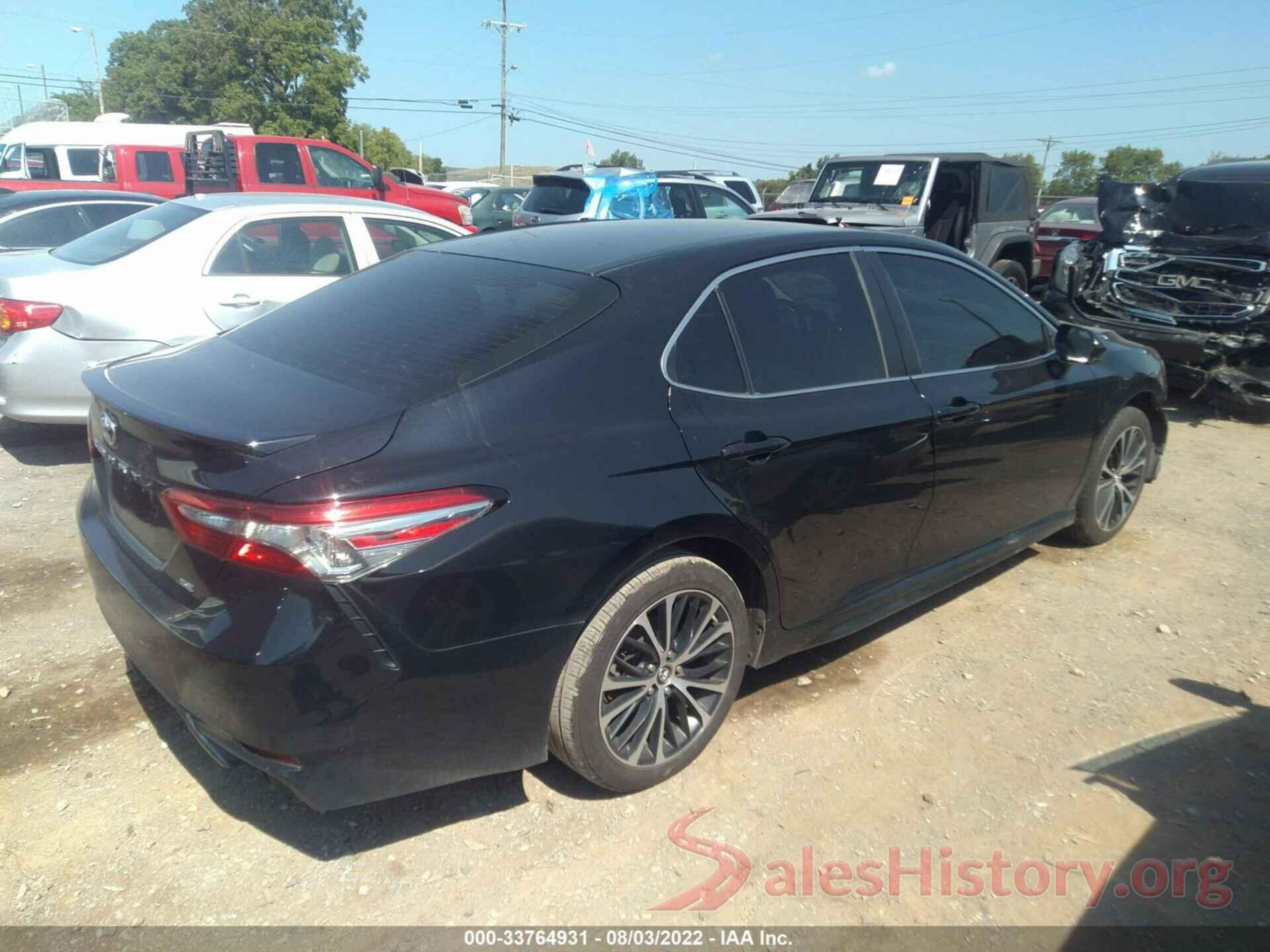 4T1B11HK0JU630091 2018 TOYOTA CAMRY