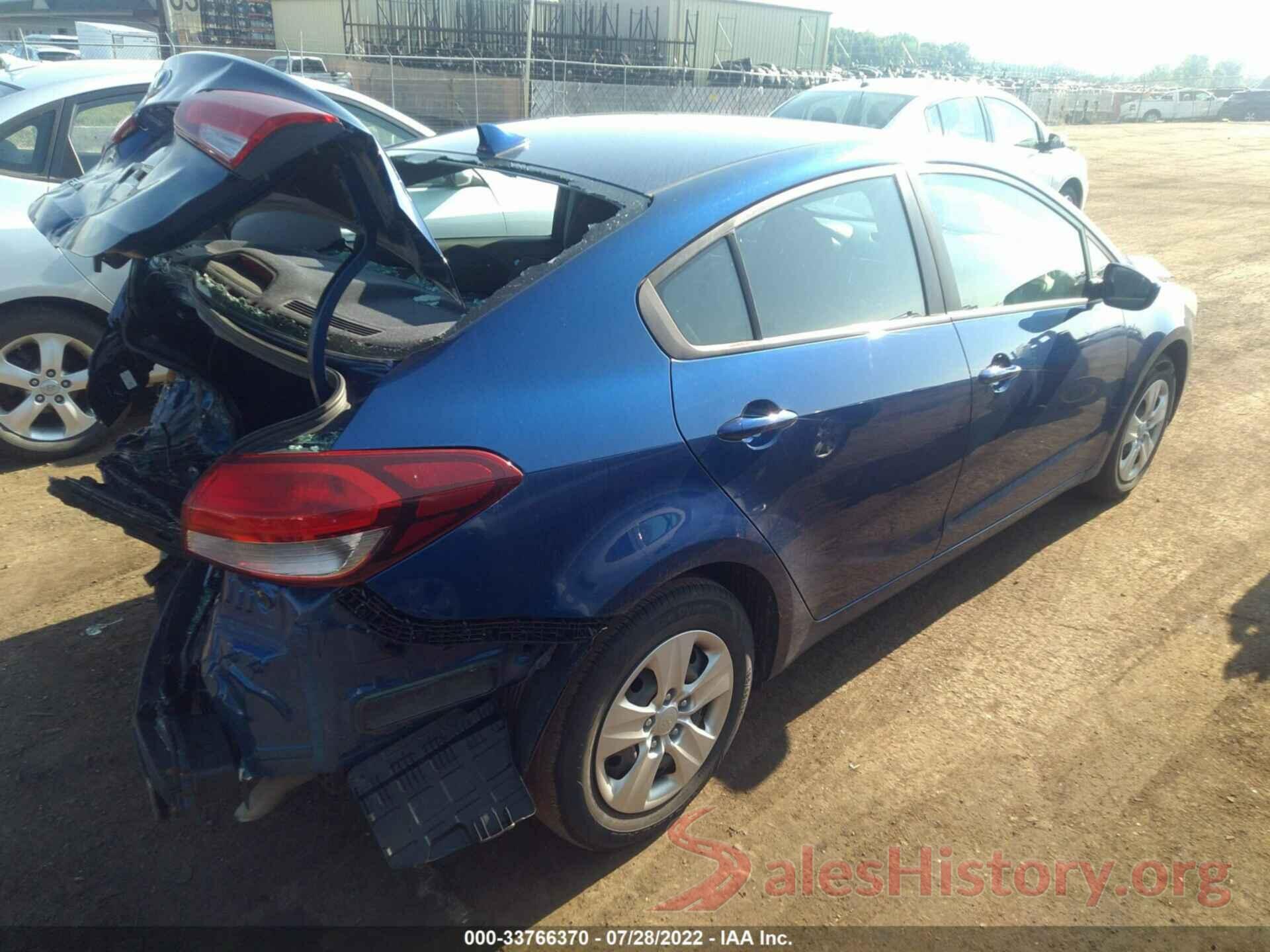 3KPFK4A75JE213655 2018 KIA FORTE