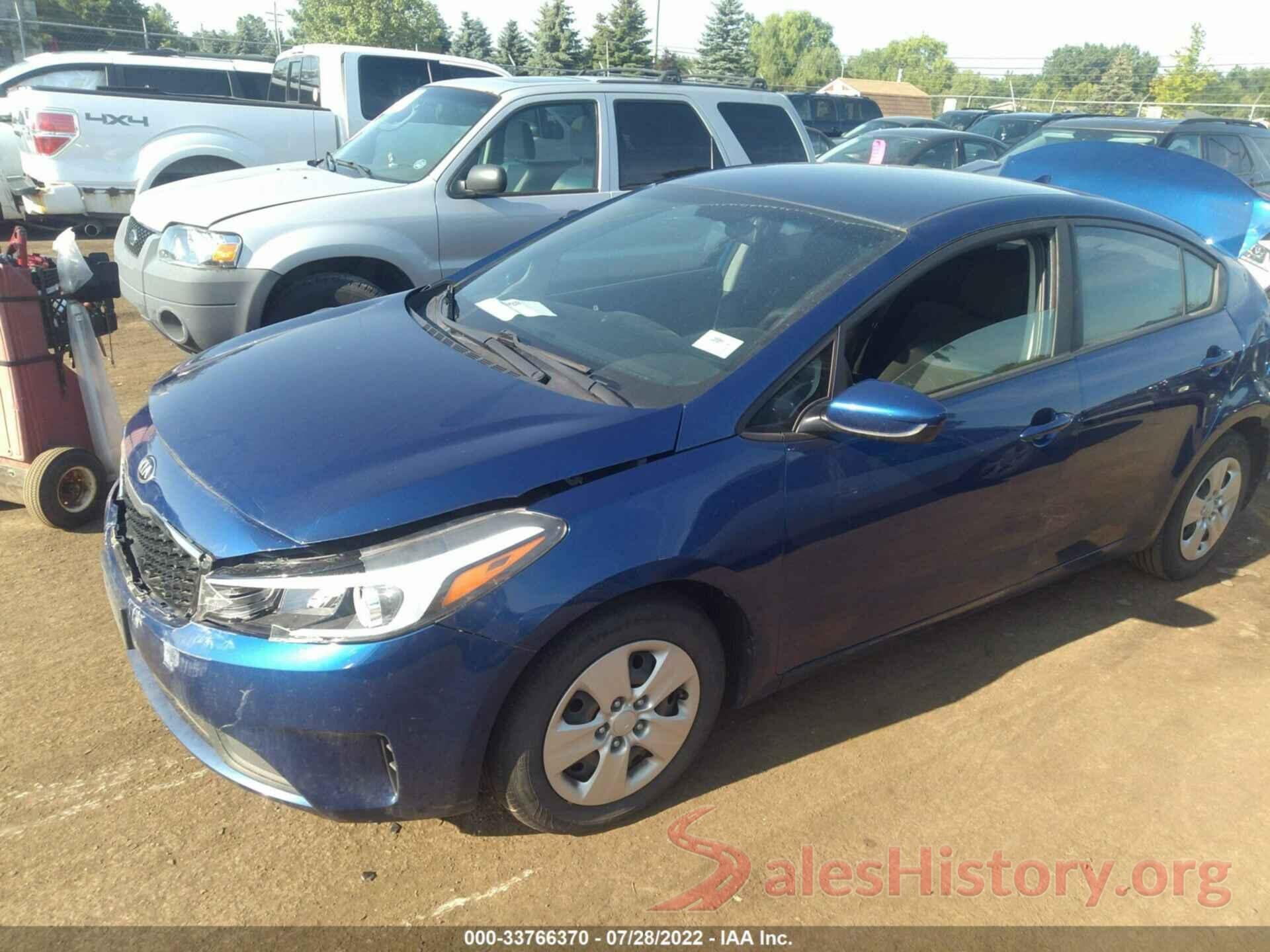 3KPFK4A75JE213655 2018 KIA FORTE