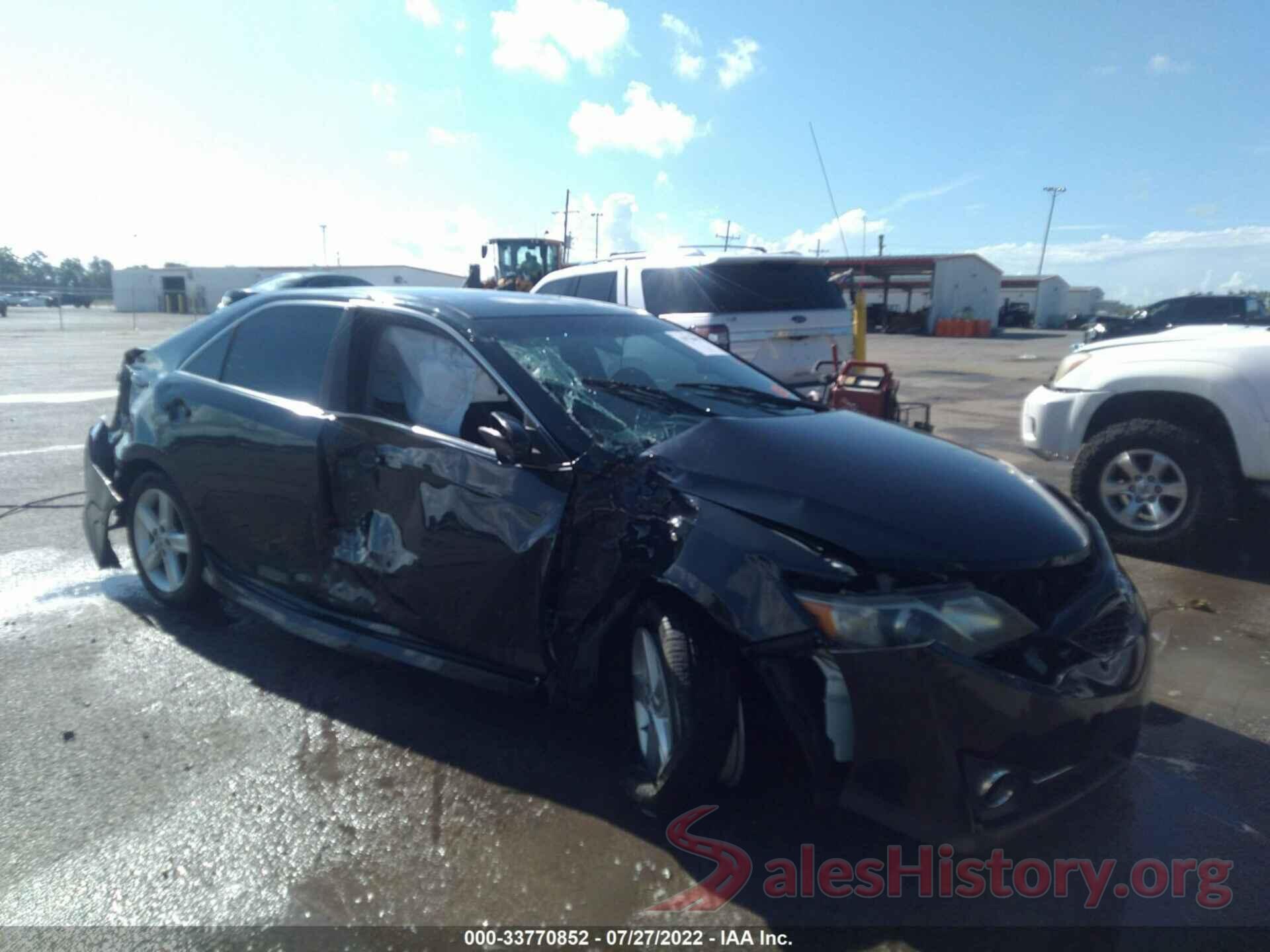 4T1BF1FK0EU787940 2014 TOYOTA CAMRY