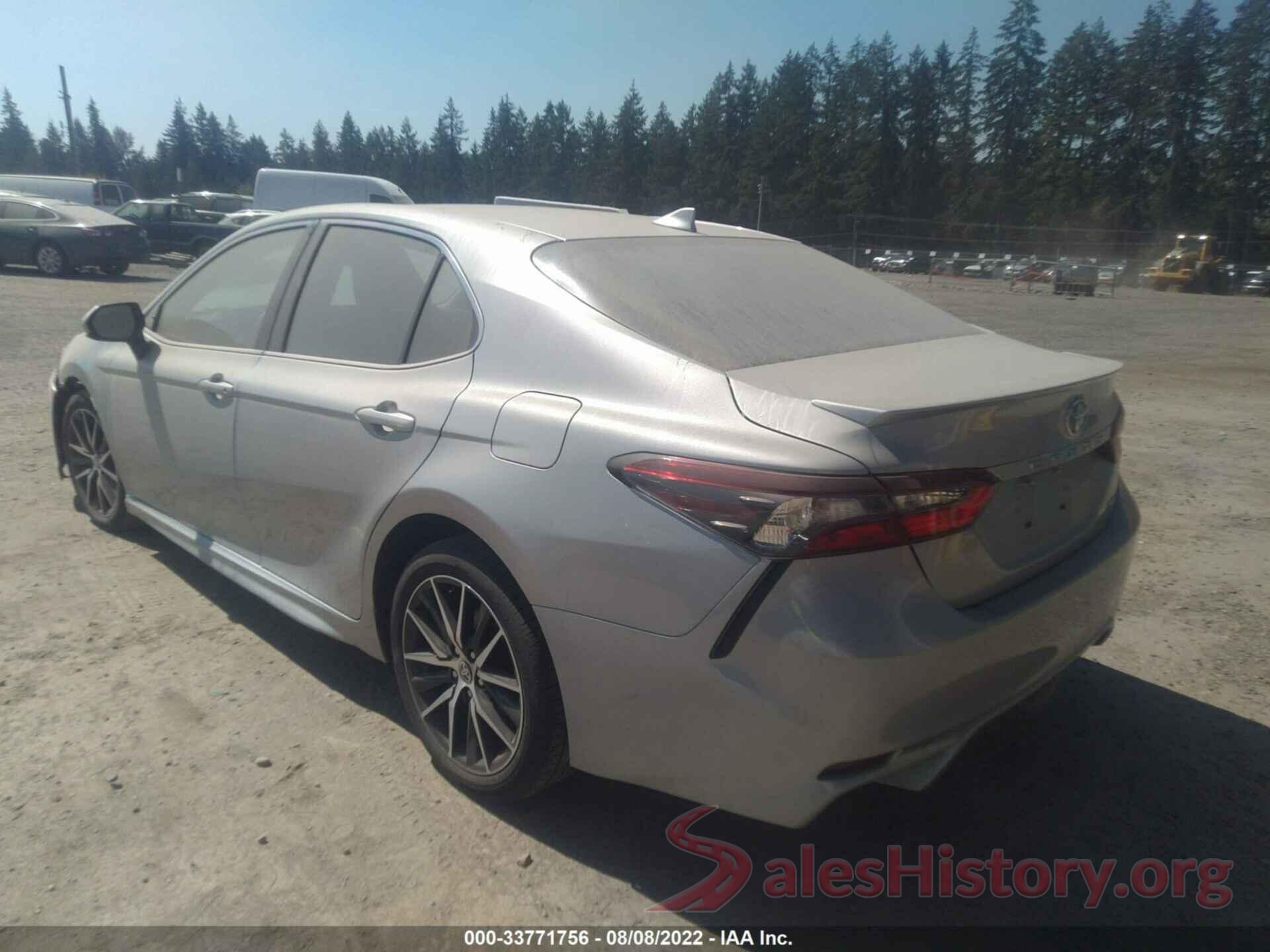 4T1G11AK2MU415221 2021 TOYOTA CAMRY