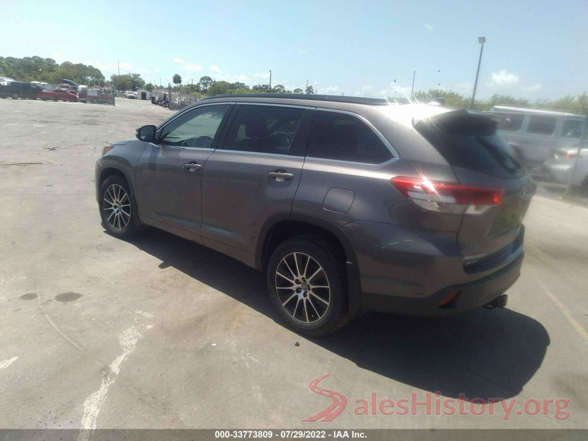 5TDJZRFH8HS456123 2017 TOYOTA HIGHLANDER