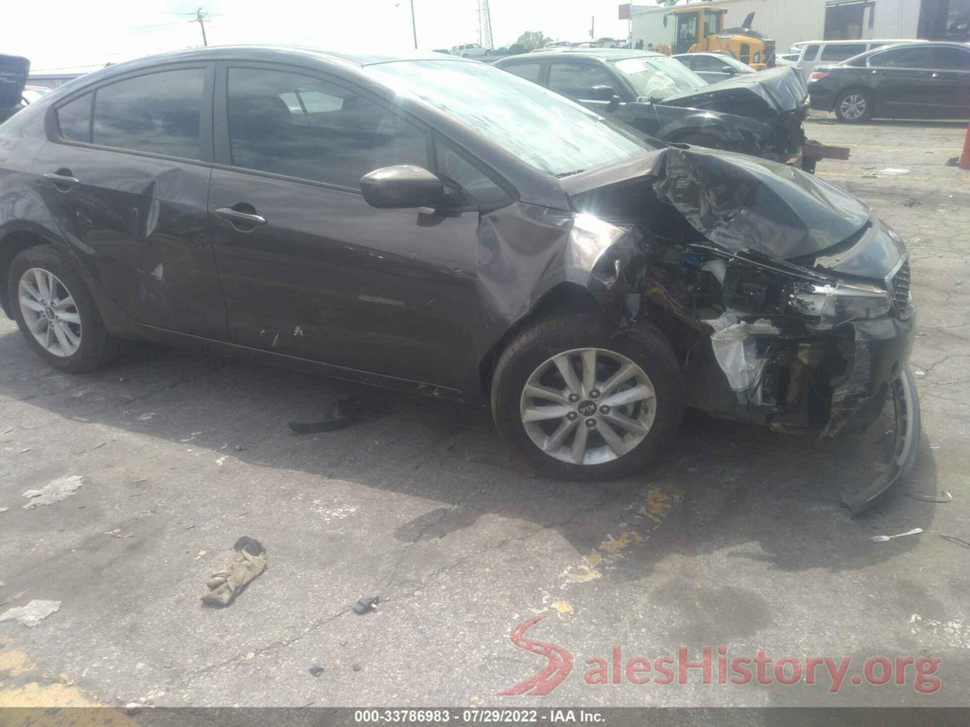 3KPFK4A72JE199228 2018 KIA FORTE