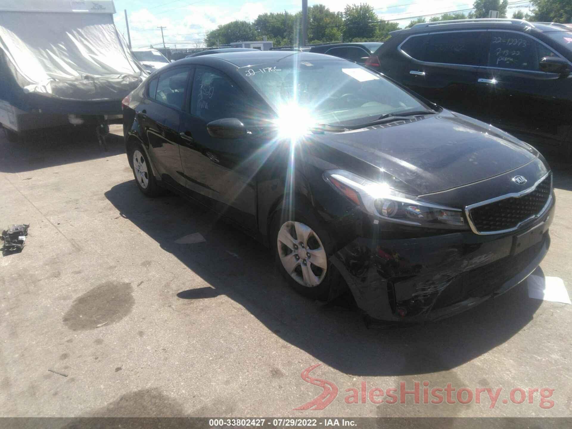 3KPFL4A76JE211300 2018 KIA FORTE