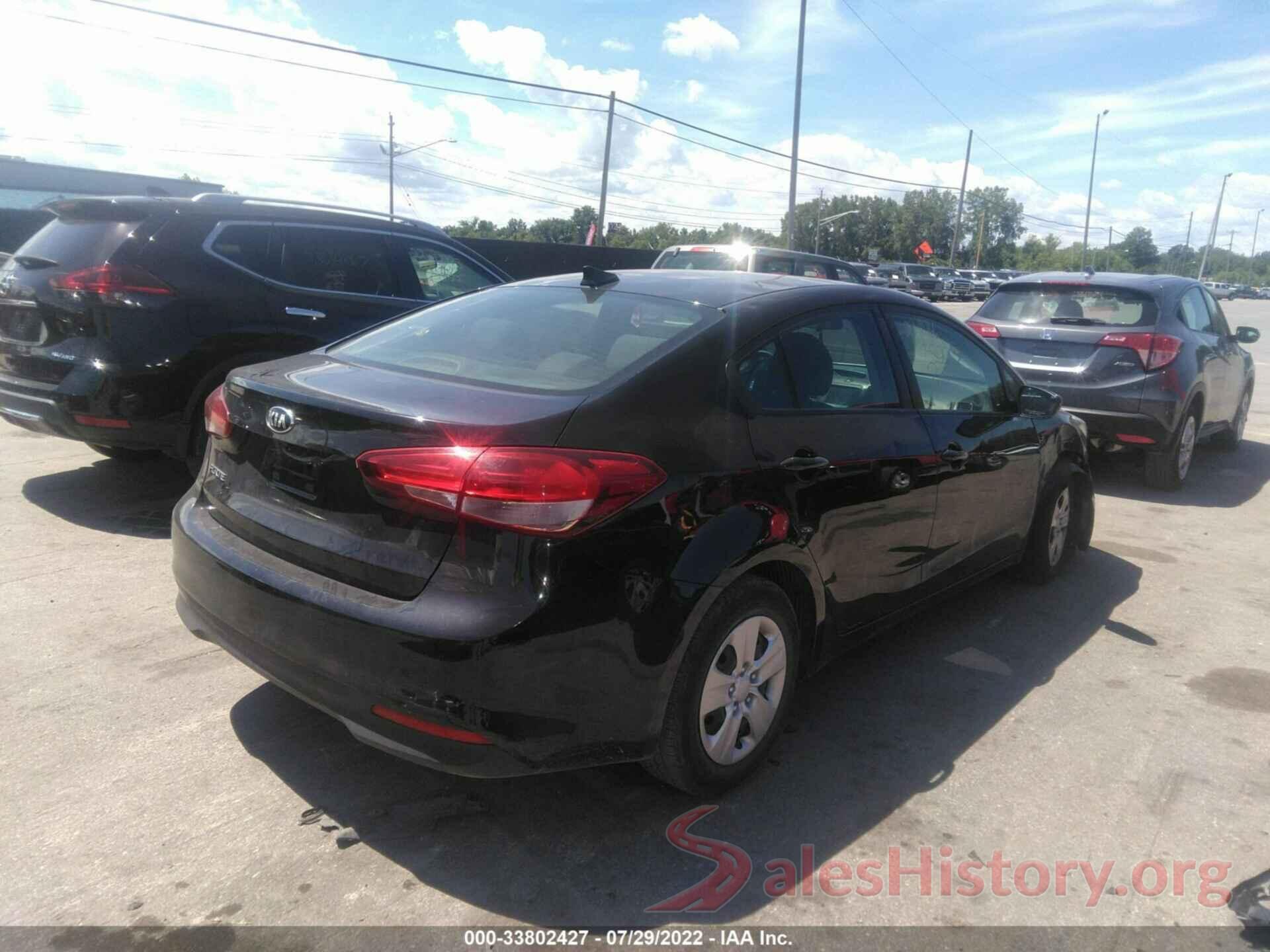 3KPFL4A76JE211300 2018 KIA FORTE