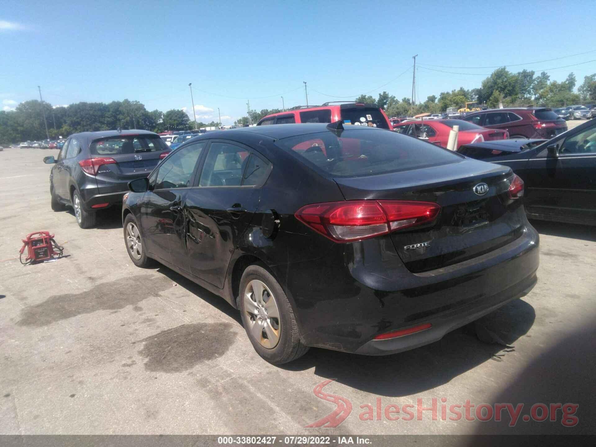 3KPFL4A76JE211300 2018 KIA FORTE