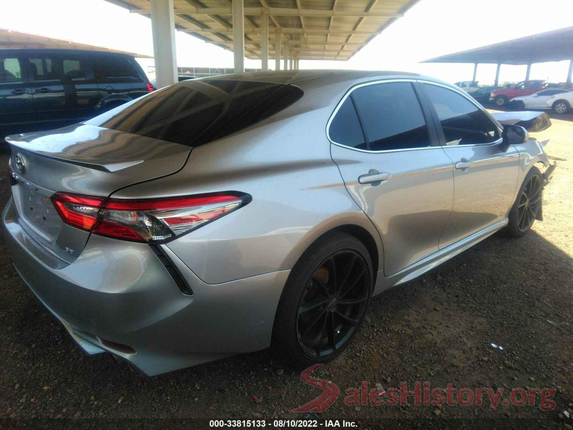 4T1B11HK4JU608384 2018 TOYOTA CAMRY